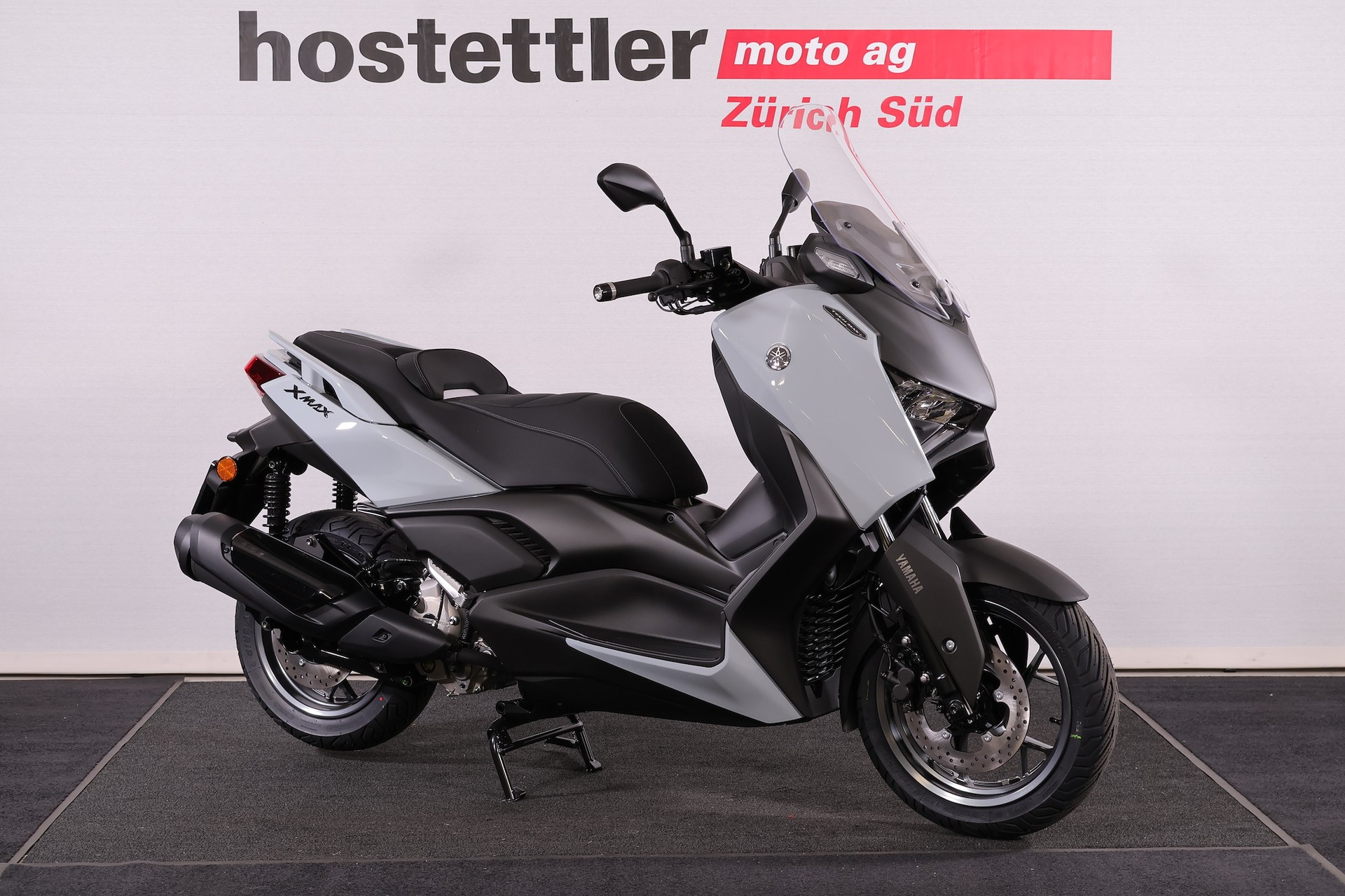 YAMAHA XMAX 300 Tech MAX+-image-2