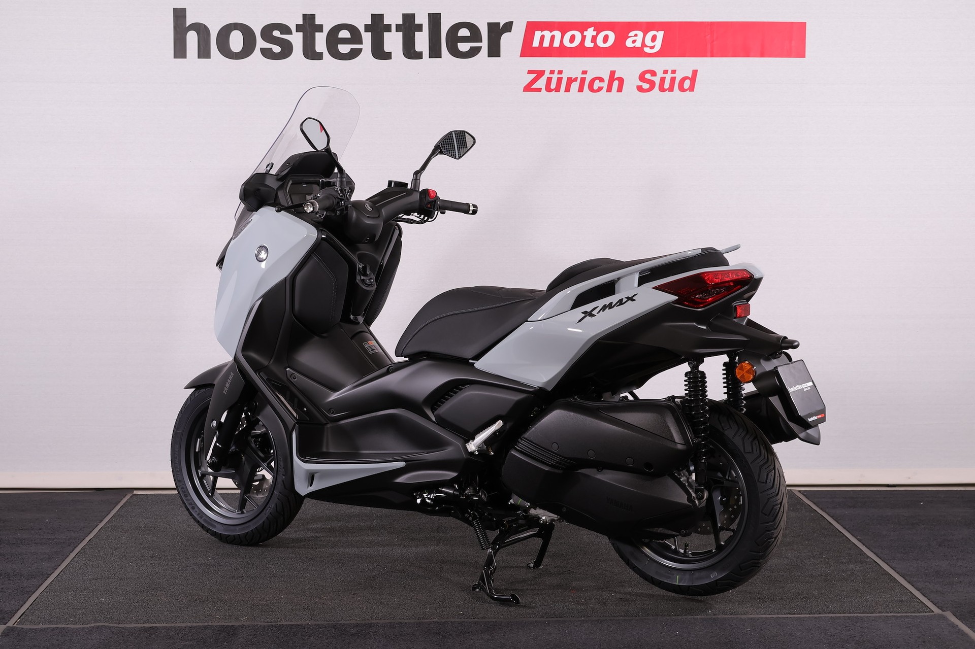 YAMAHA XMAX 300 Tech MAX+-image-5