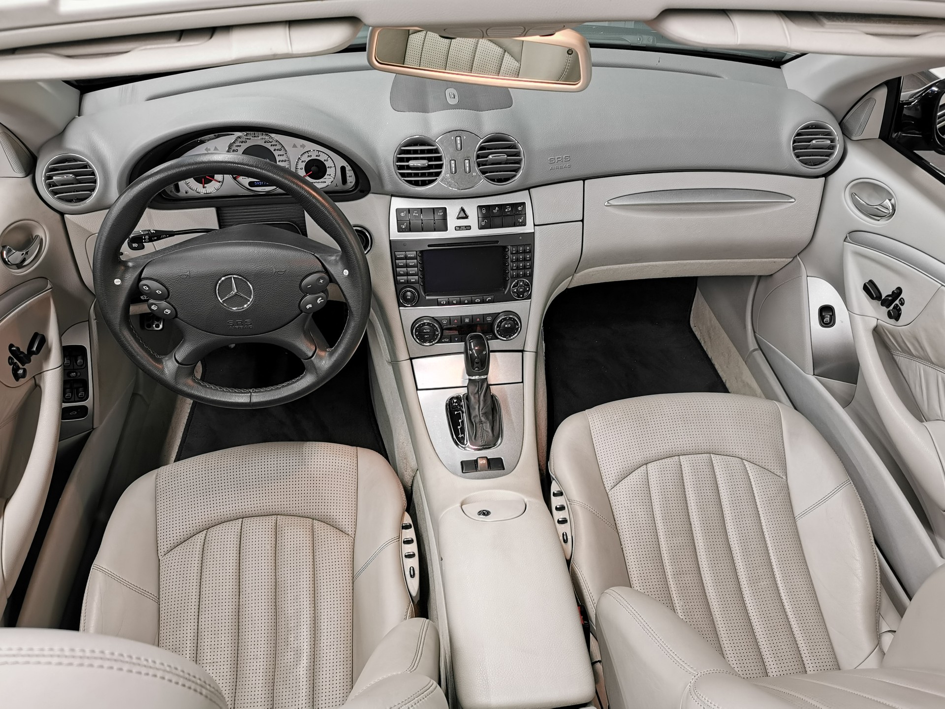 MERCEDES-BENZ CLK 55 AMG Avantgarde Automatic-image-13