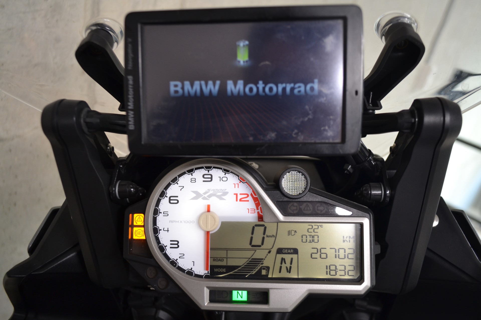BMW S 1000 XR ABS-image-4