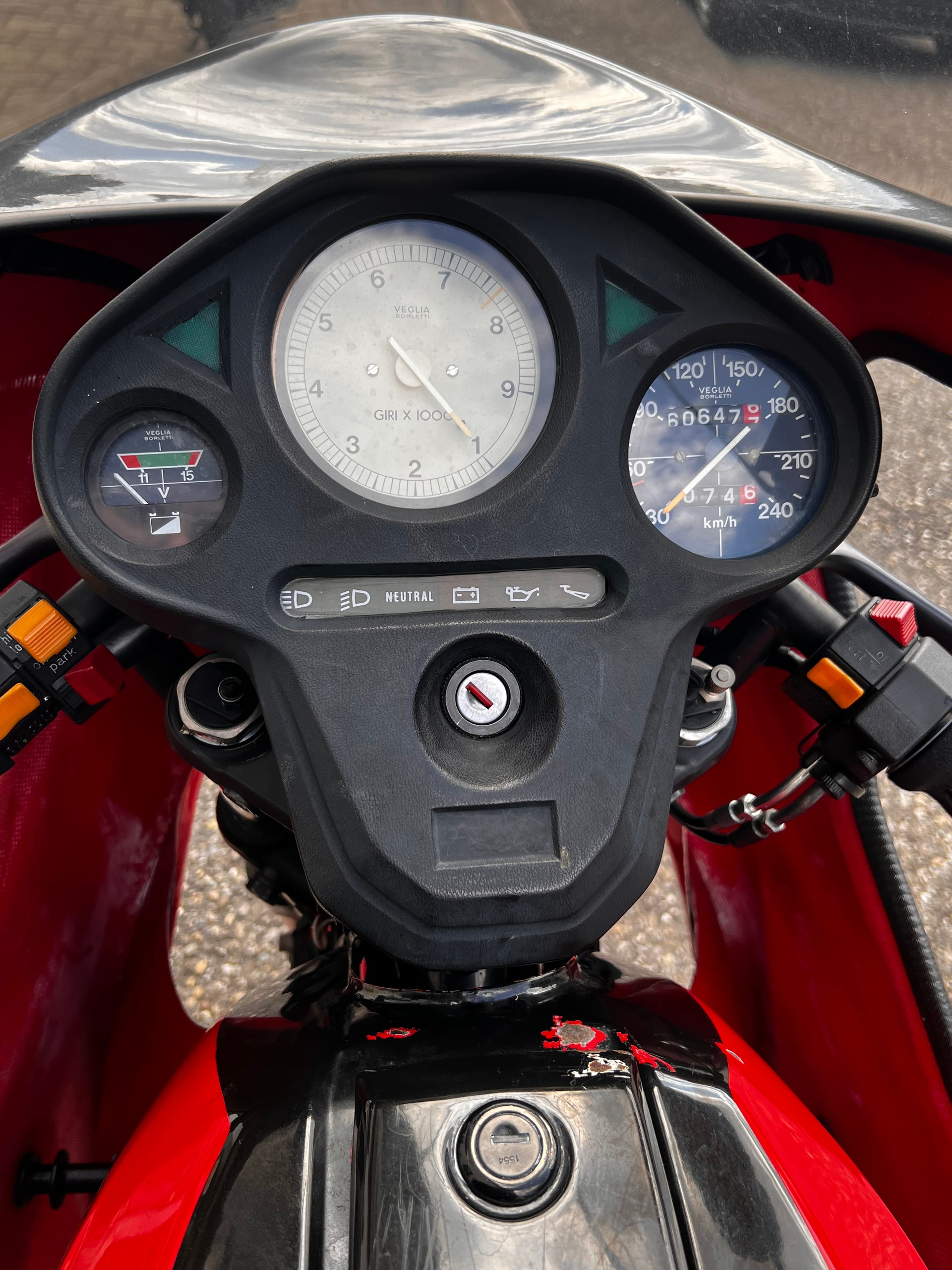 MOTO GUZZI Le Mans III-image-5