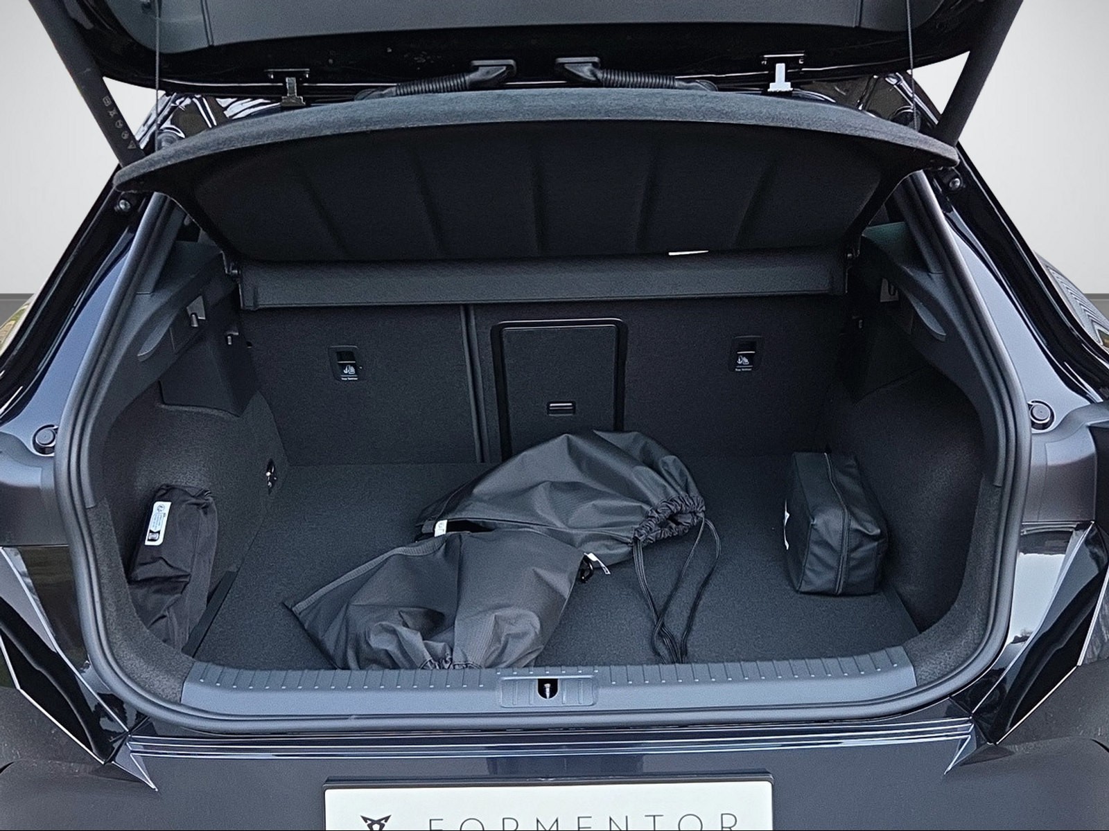 CUPRA Formentor 1.5 eHybrid Prime Edition VZ DSG-image-6