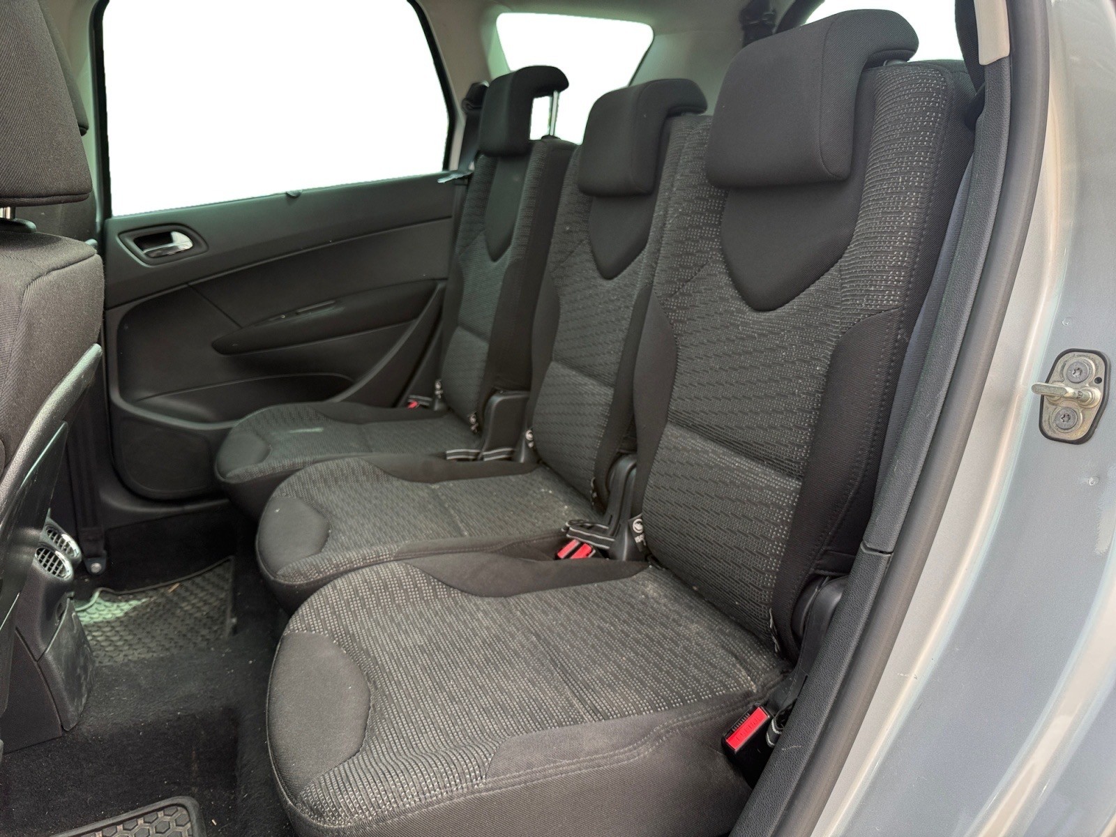 PEUGEOT 308 SW 1.6 16V Turbo Family-image-11