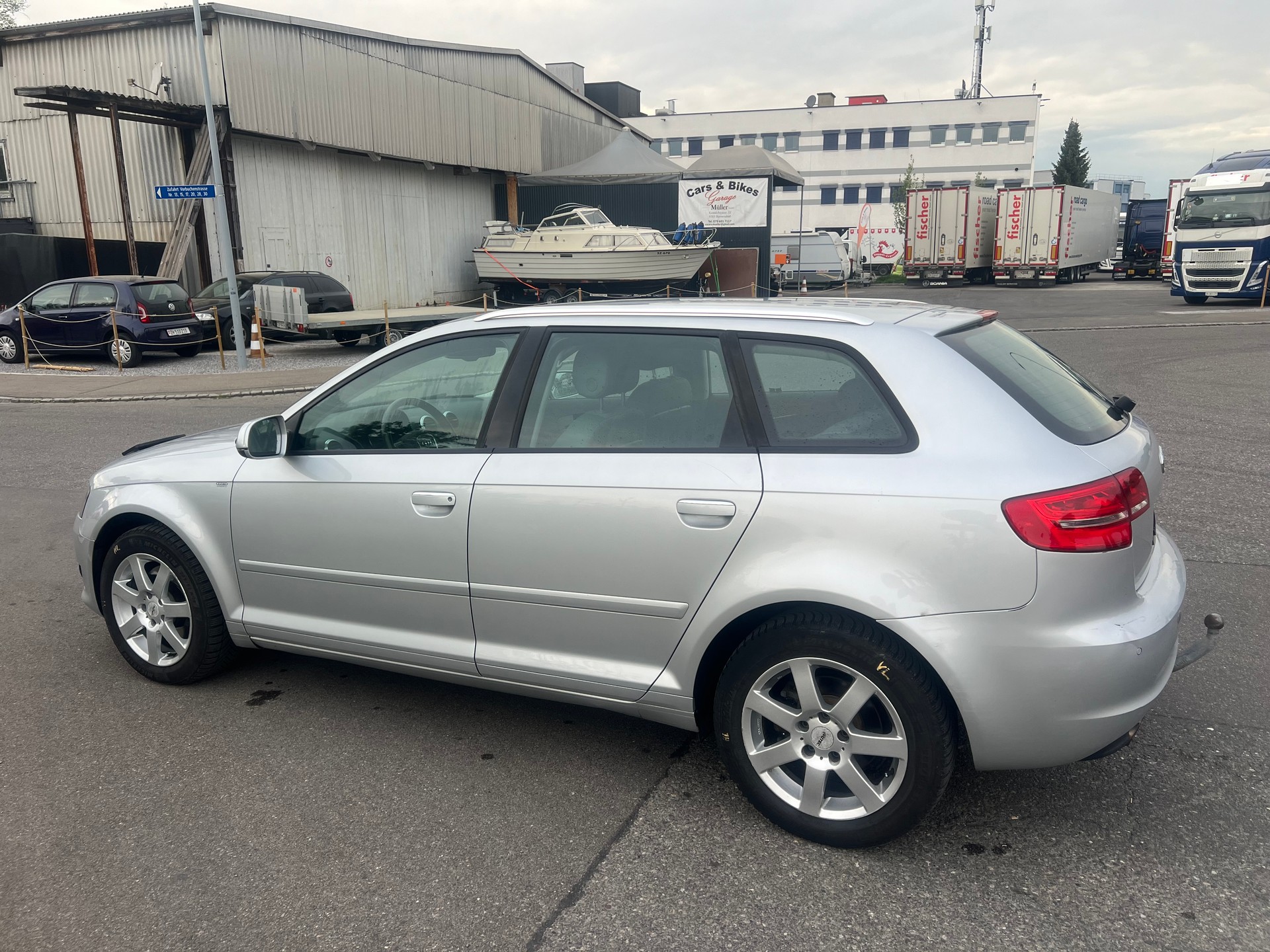 AUDI A3 Sportback 2.0 TDI Attraction quattro-image-3