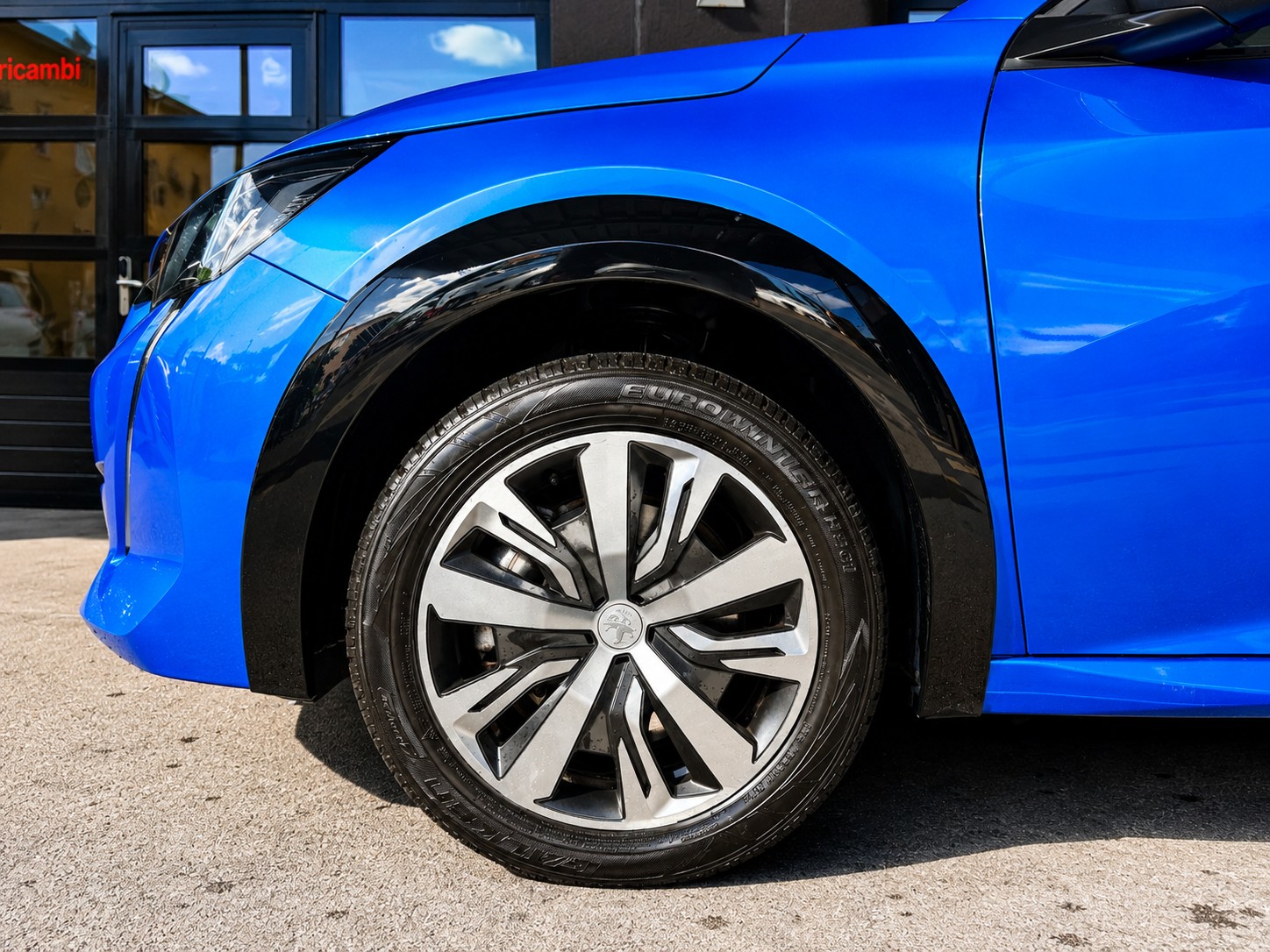 PEUGEOT 208 Elektrik Active Pack-image-4