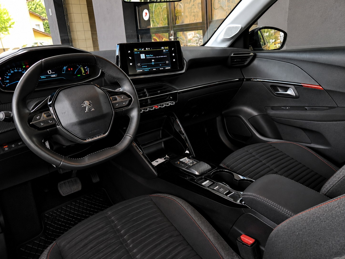 PEUGEOT 208 Elektrik Active Pack-image-10