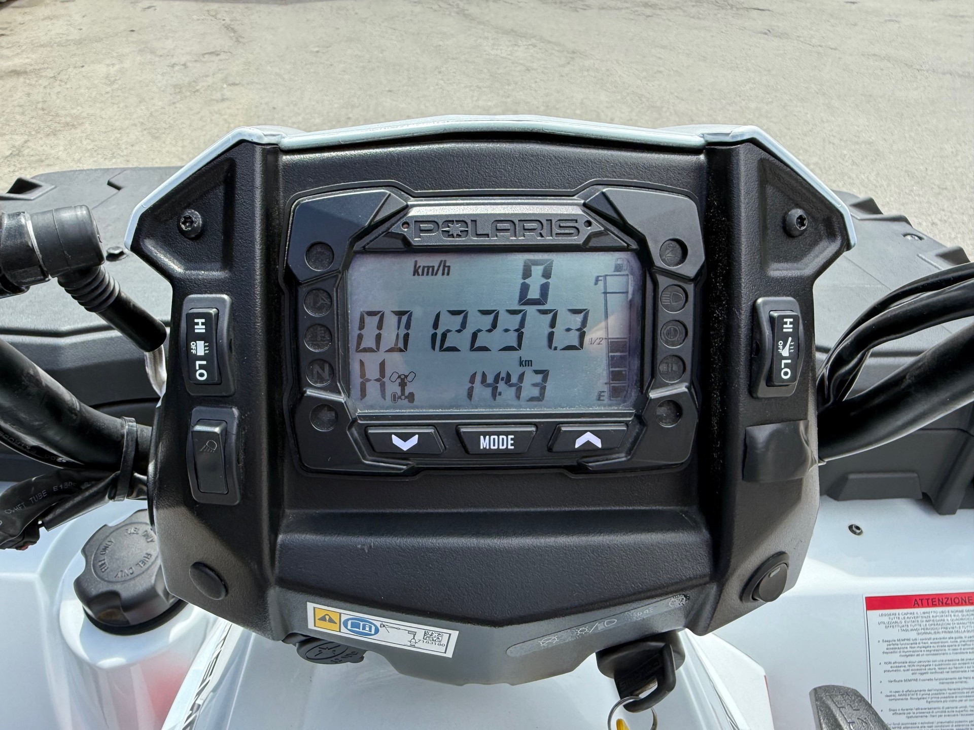 POLARIS XP 1000 Touring Raupen ATV-image-8
