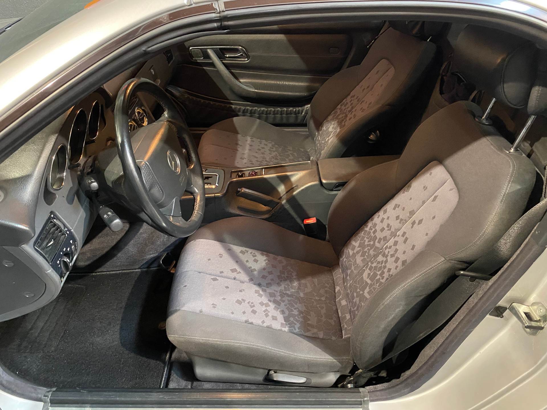 MERCEDES-BENZ SLK 200-image-15