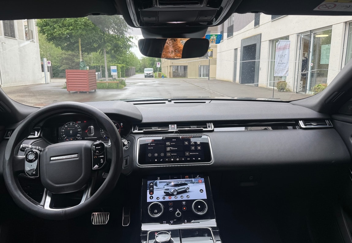 LAND ROVER Range Rover Velar R-Dynamic D 300 Automatic-image-7