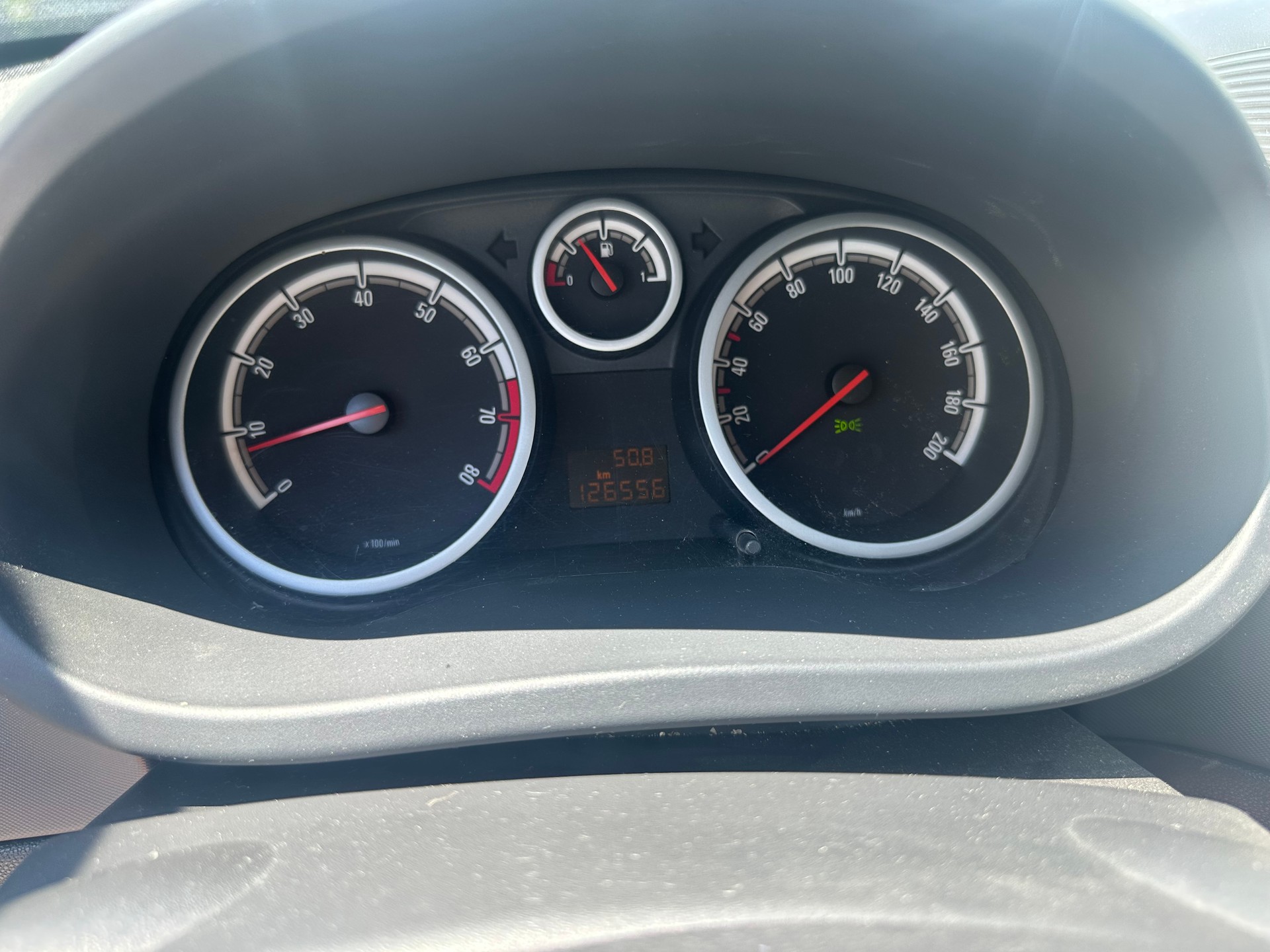 OPEL Corsa 1.4 TP Sport-image-12