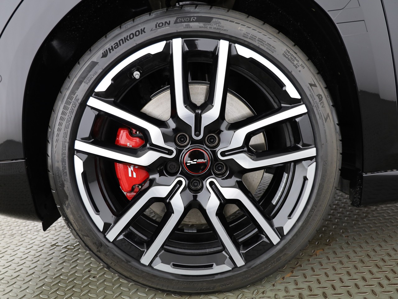 MINI Aceman e John Cooper Works-image-22