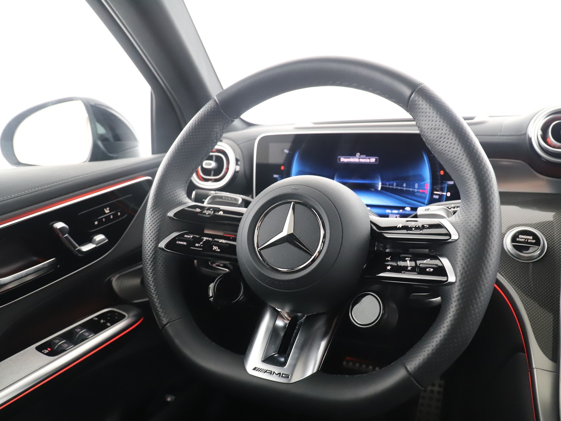 MERCEDES-BENZ GLC AMG 63 S e Perf. Exe.-image-9