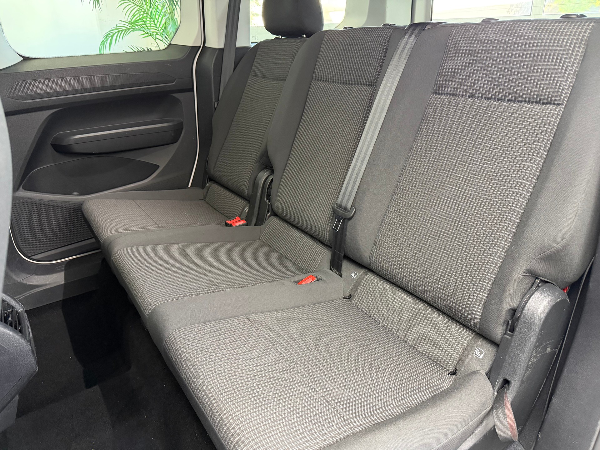 VW Caddy 2.0 TDI Life⭐️-image-11