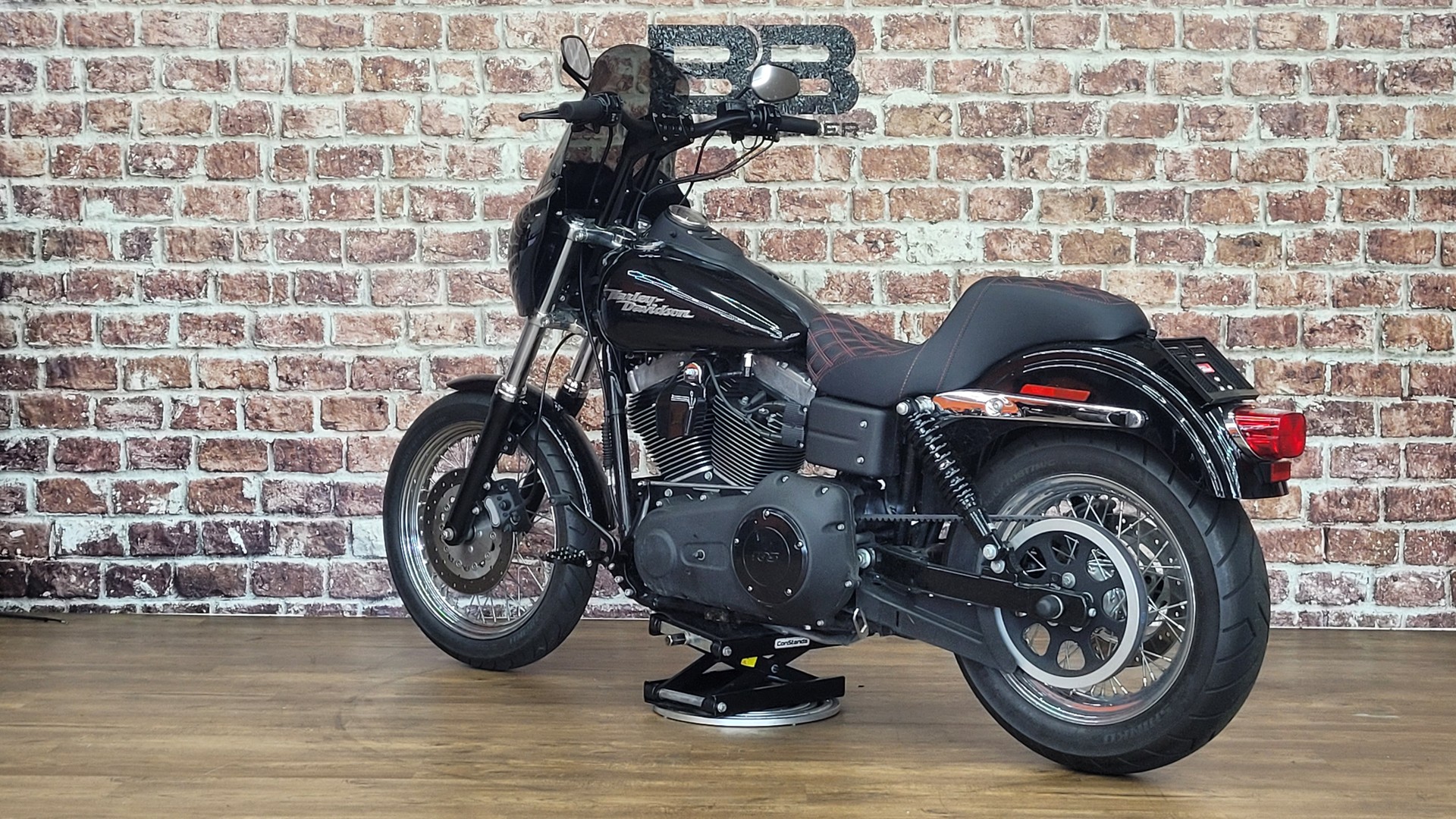 HARLEY-DAVIDSON FXDBI Dyna Street Bob-image-3