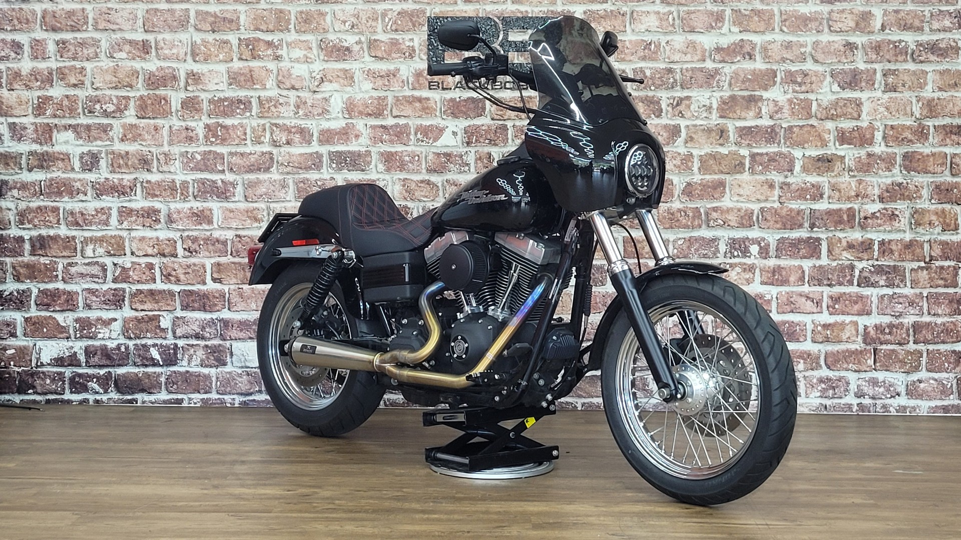 HARLEY-DAVIDSON FXDBI Dyna Street Bob-image-0
