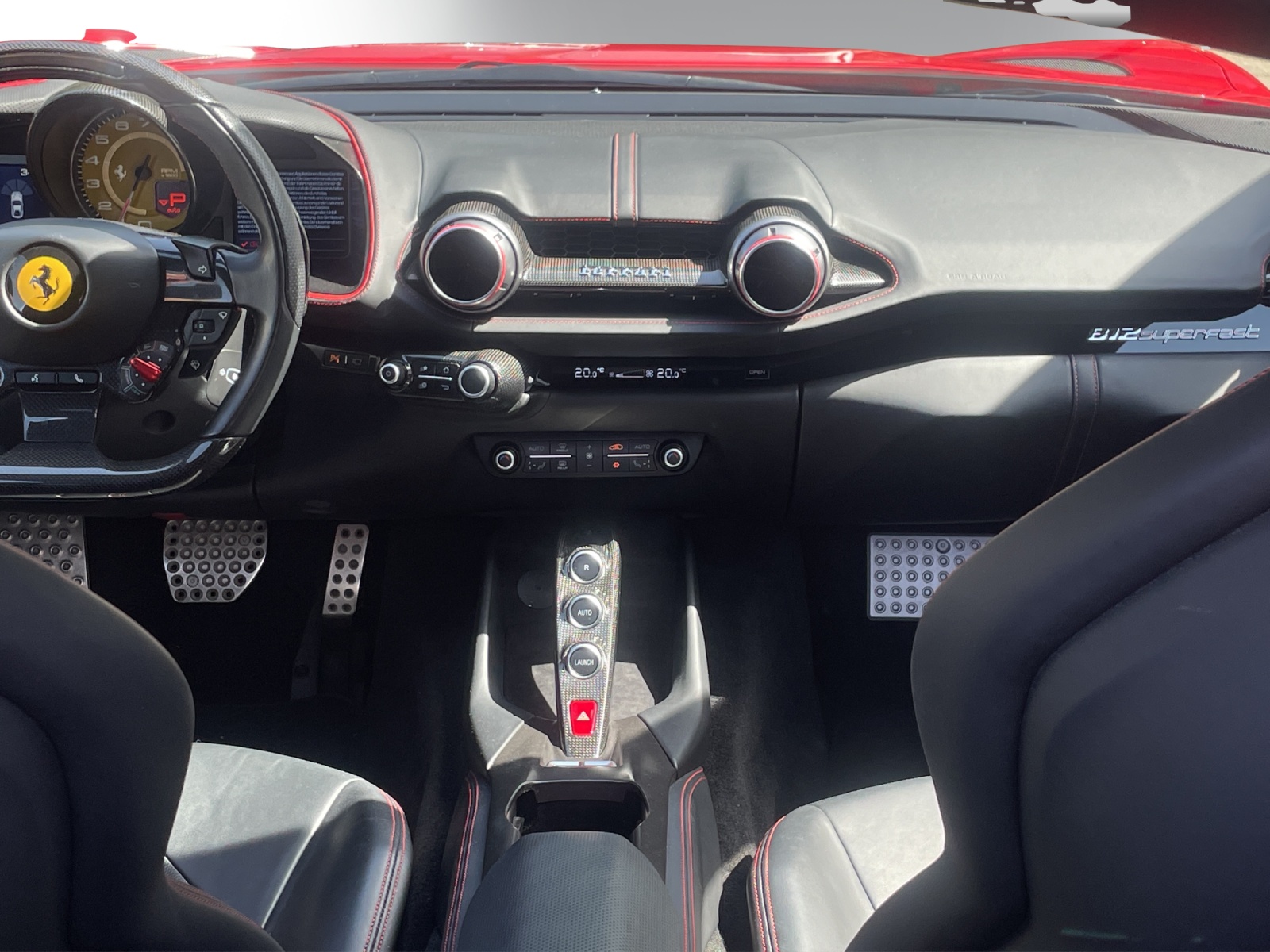 FERRARI 812 Superfast-image-15