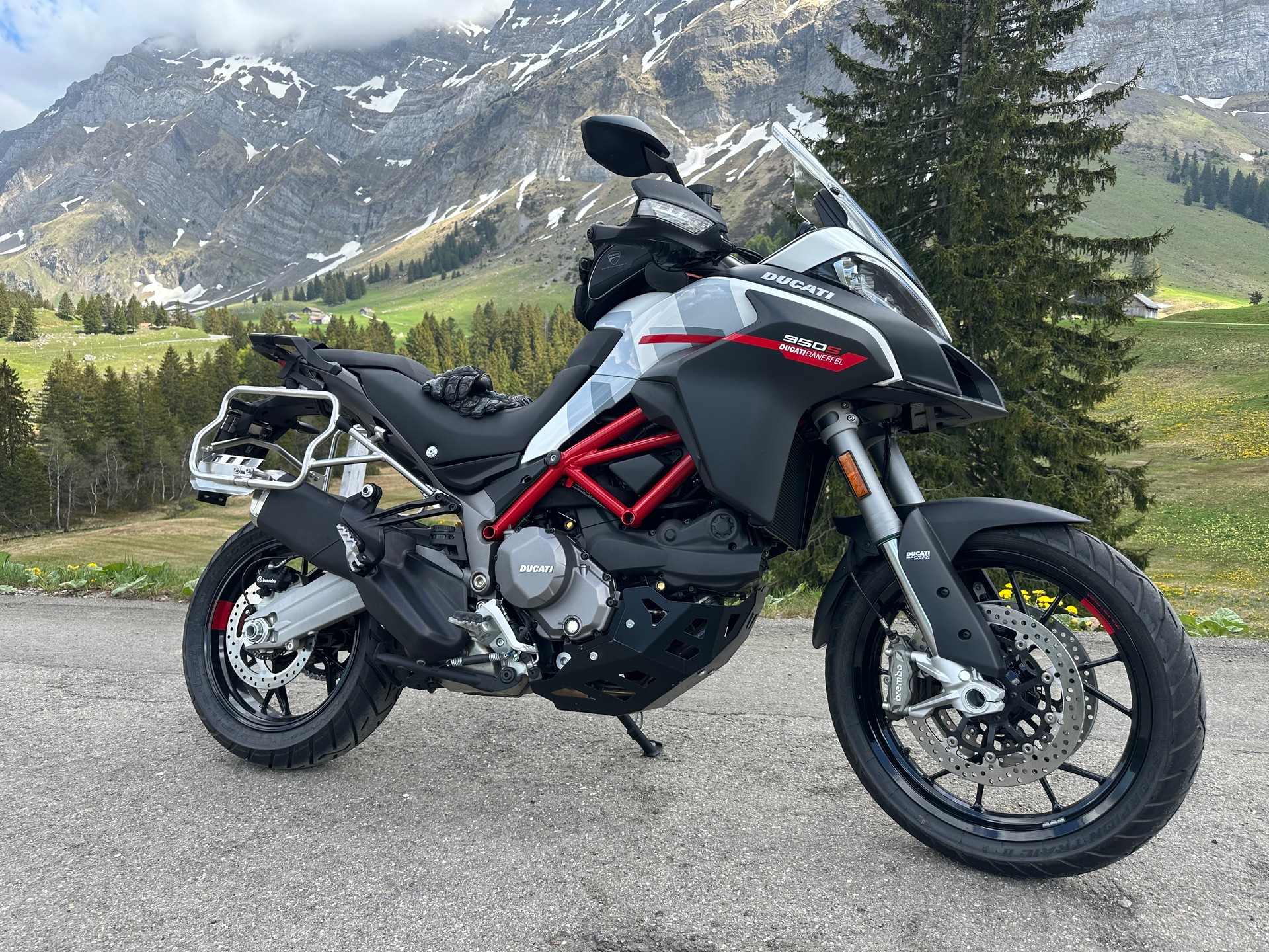 DUCATI Multistrada 950 S-image-3