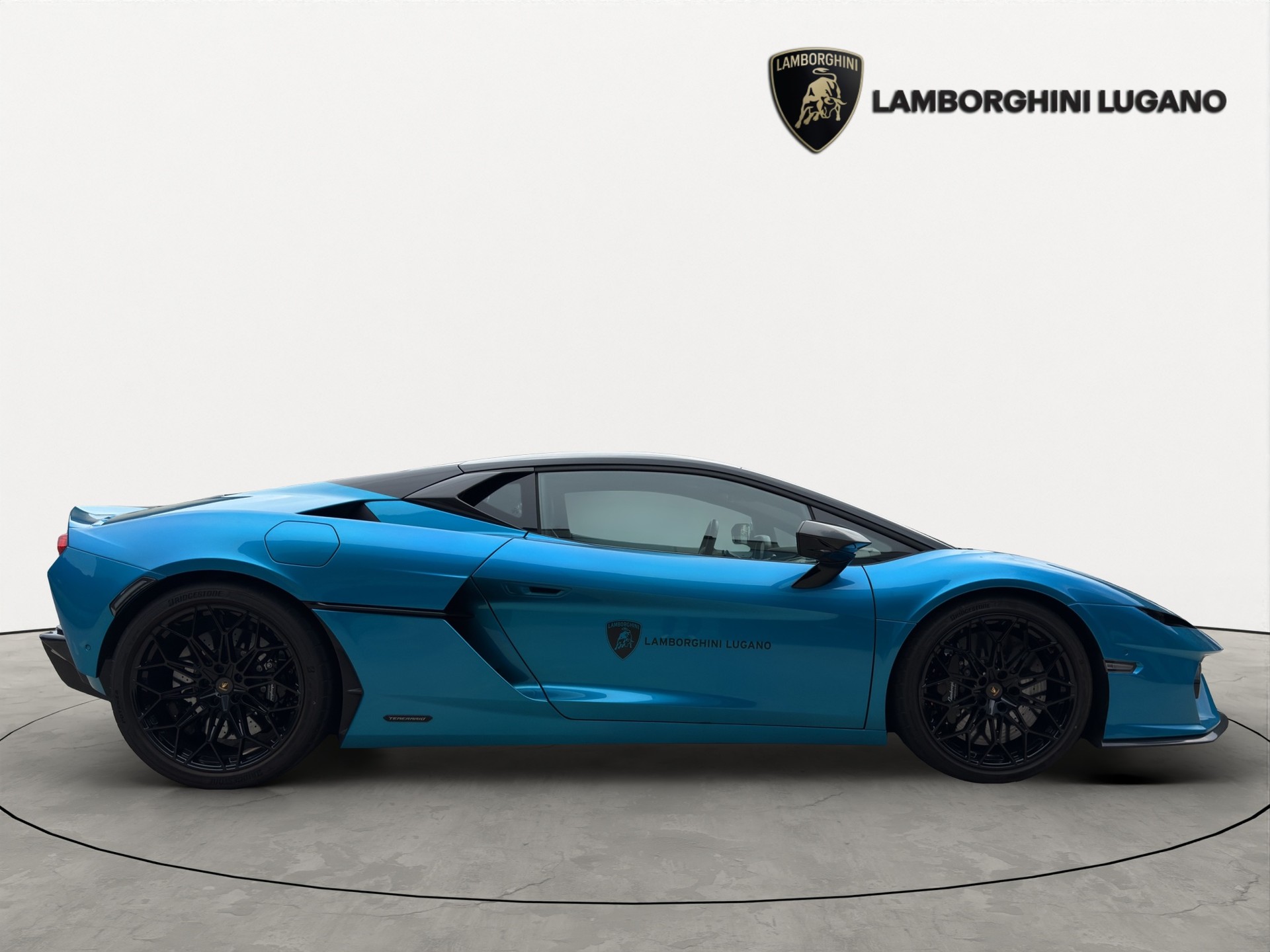 LAMBORGHINI Temerario Coupè MY26 Selezione Certified Pre-Owned Certifications: 150-point check list Lamborghini Lugano-showroom-element-1