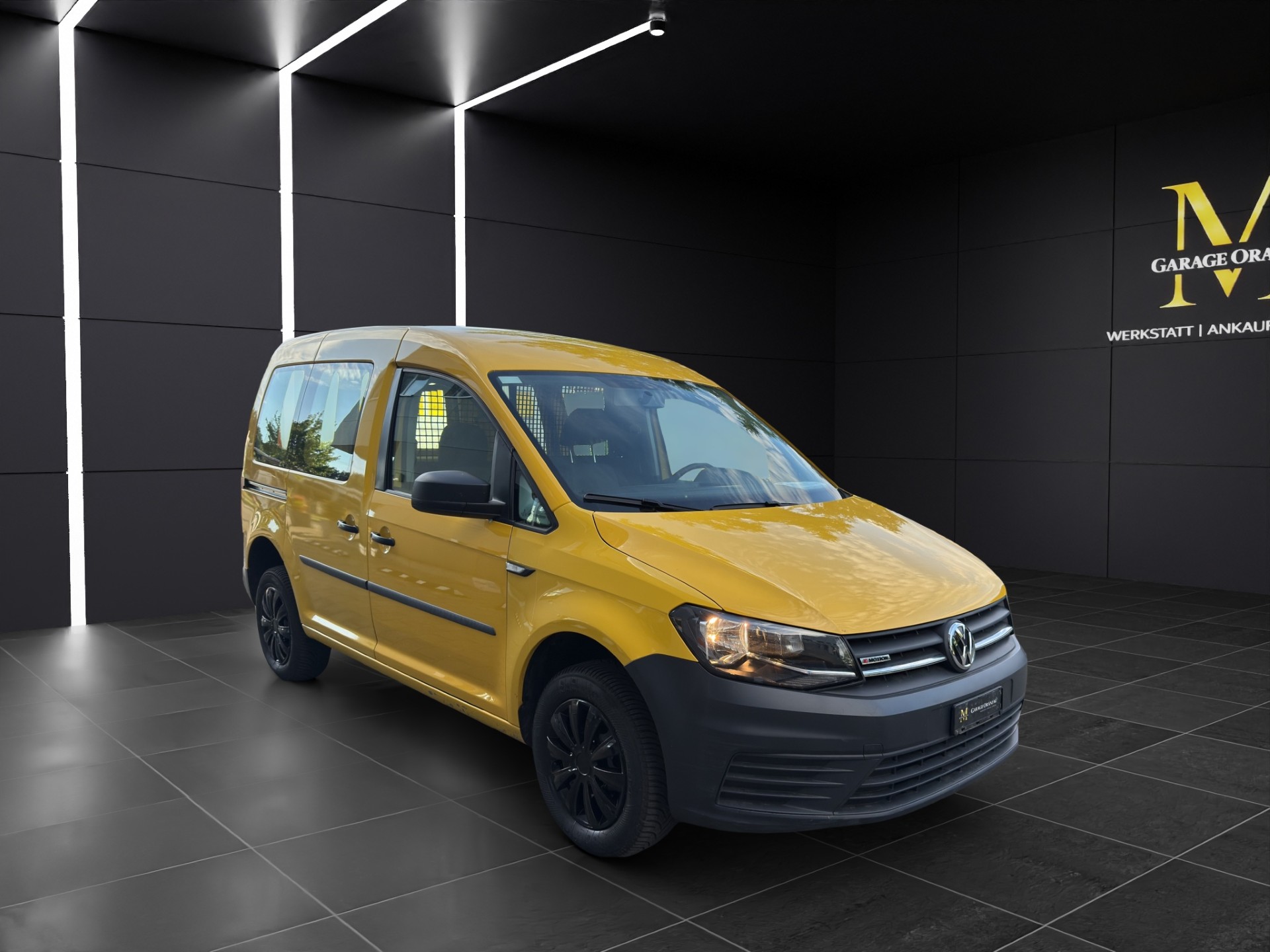 VW VW Caddy 2.0TDI 4Motion BlueMotion Technology-image-6