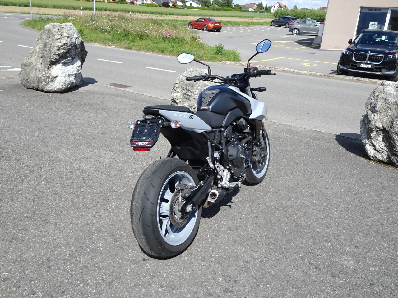 SUZUKI GSX 8 S (35kW)-image-4