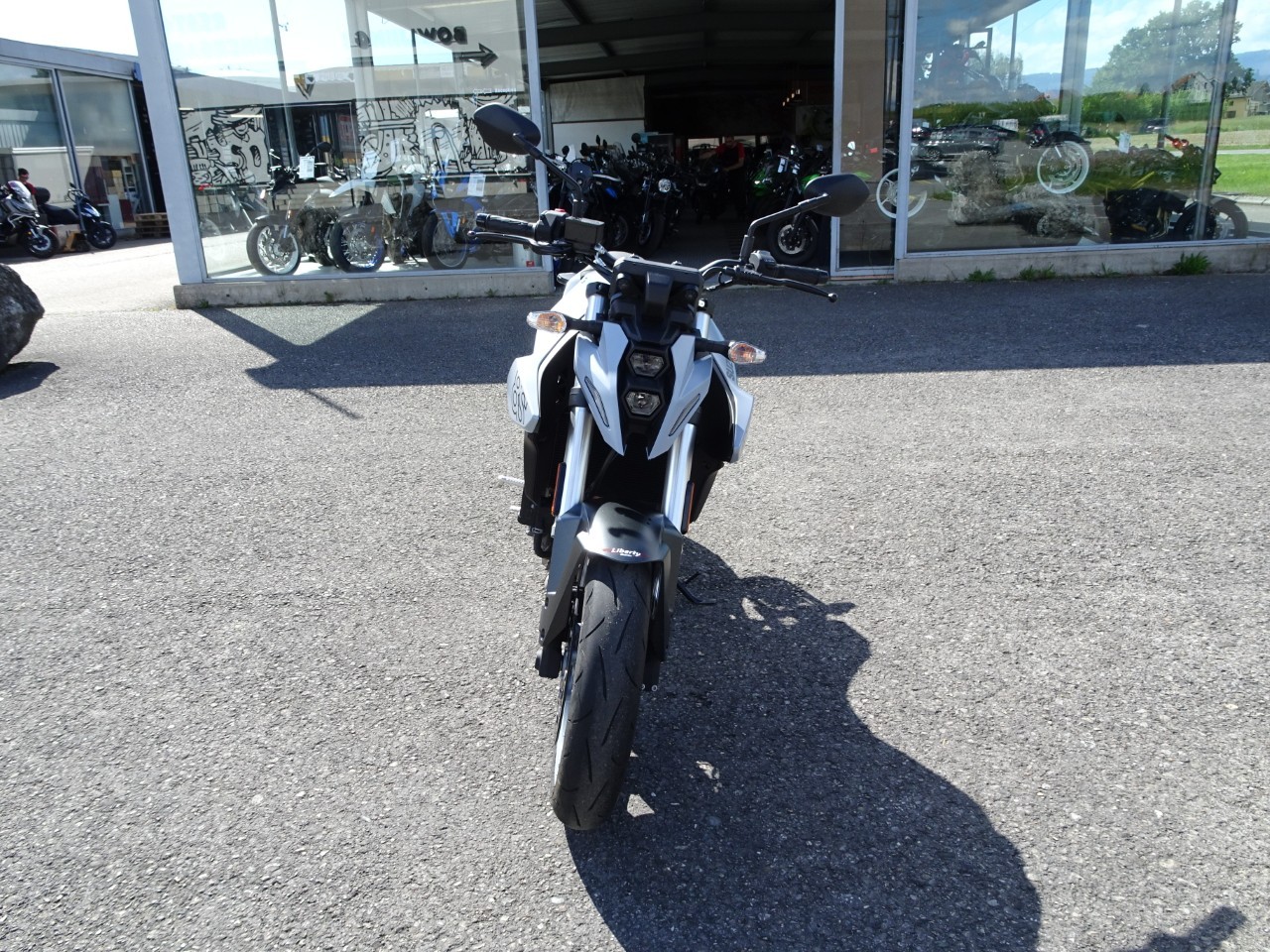 SUZUKI GSX 8 S (35kW)-image-2