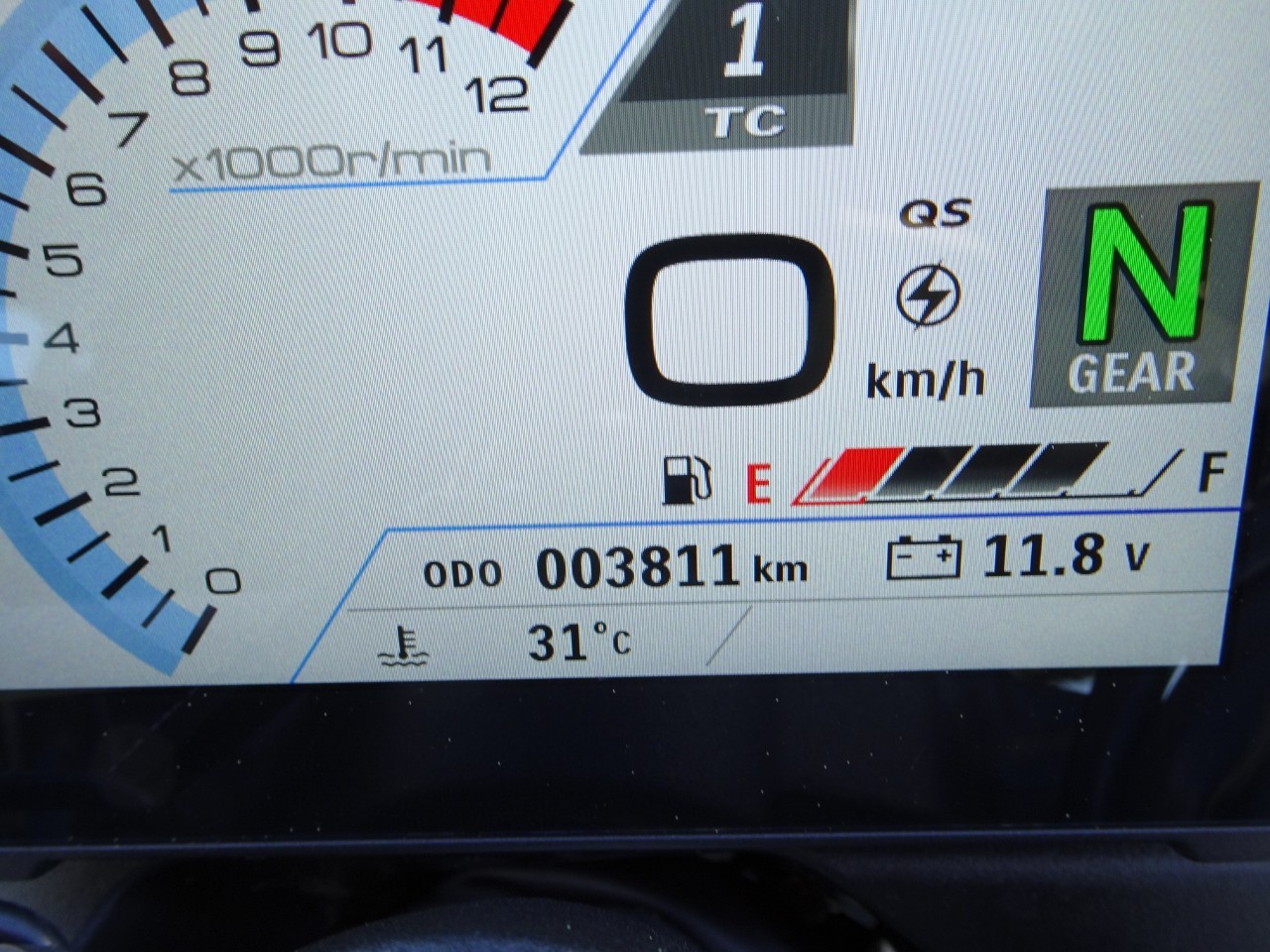 SUZUKI GSX 8 S (35kW)-image-5