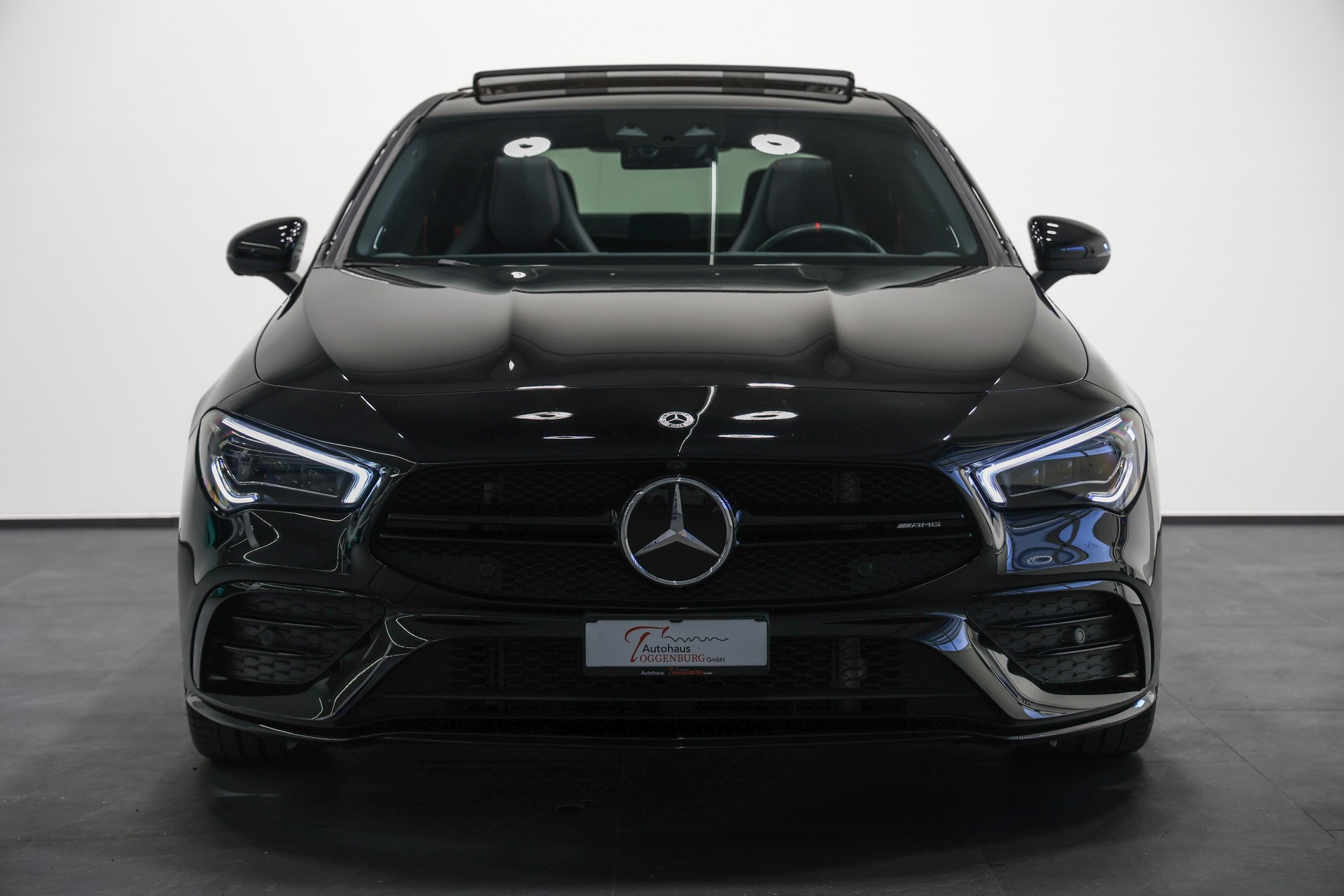 MERCEDES-BENZ CLA 35 AMG 4Matic 7G-DCT *CH-Fahrzeug*Vollausstaattung*-showroom-element-3