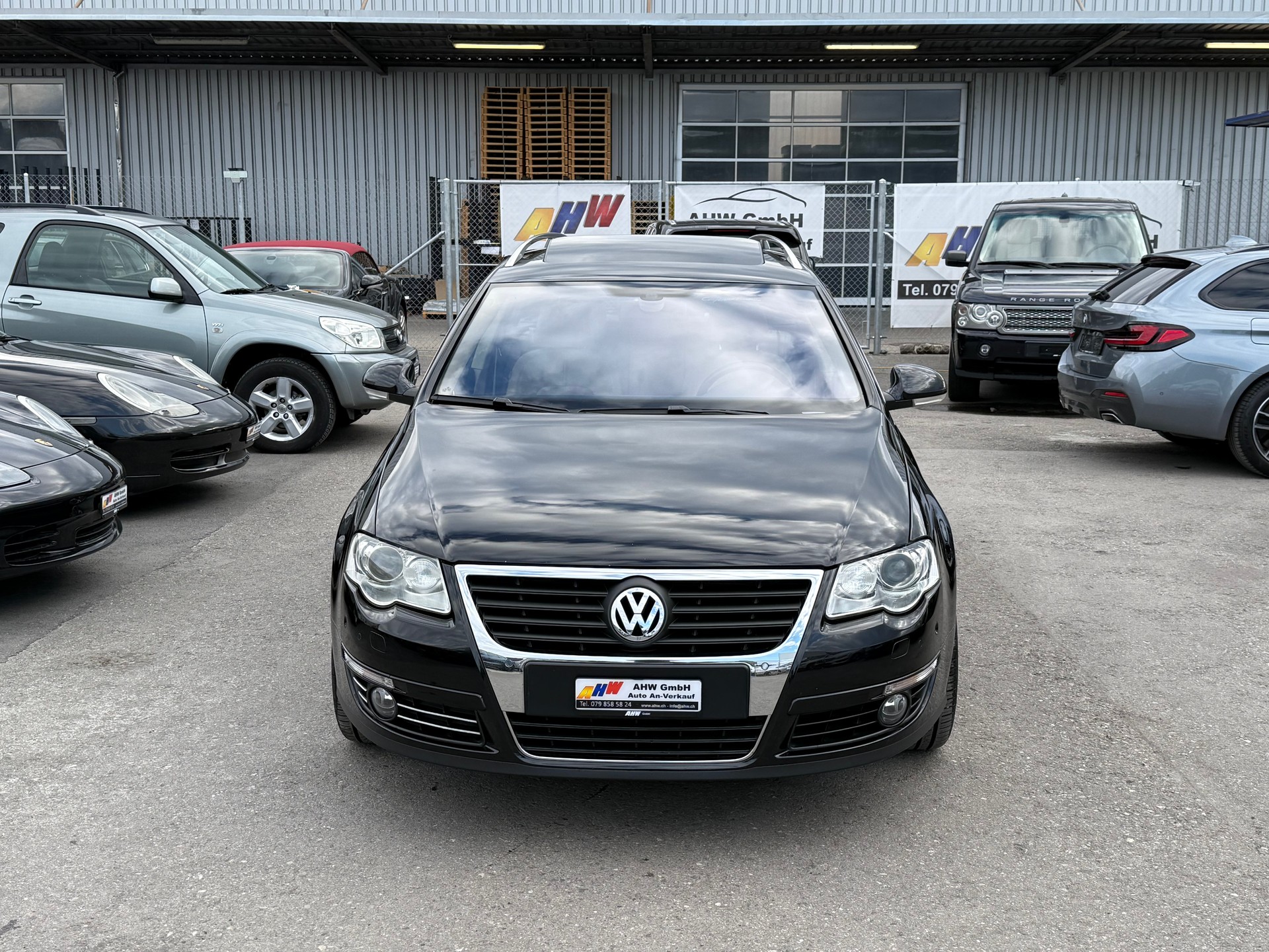 VW Passat Variant 3.2 V6 FSI Highline 4Motion / Ab MFK / AHK 2200kg / Rückfahrkamera / Navi / Schiebedach-image-1