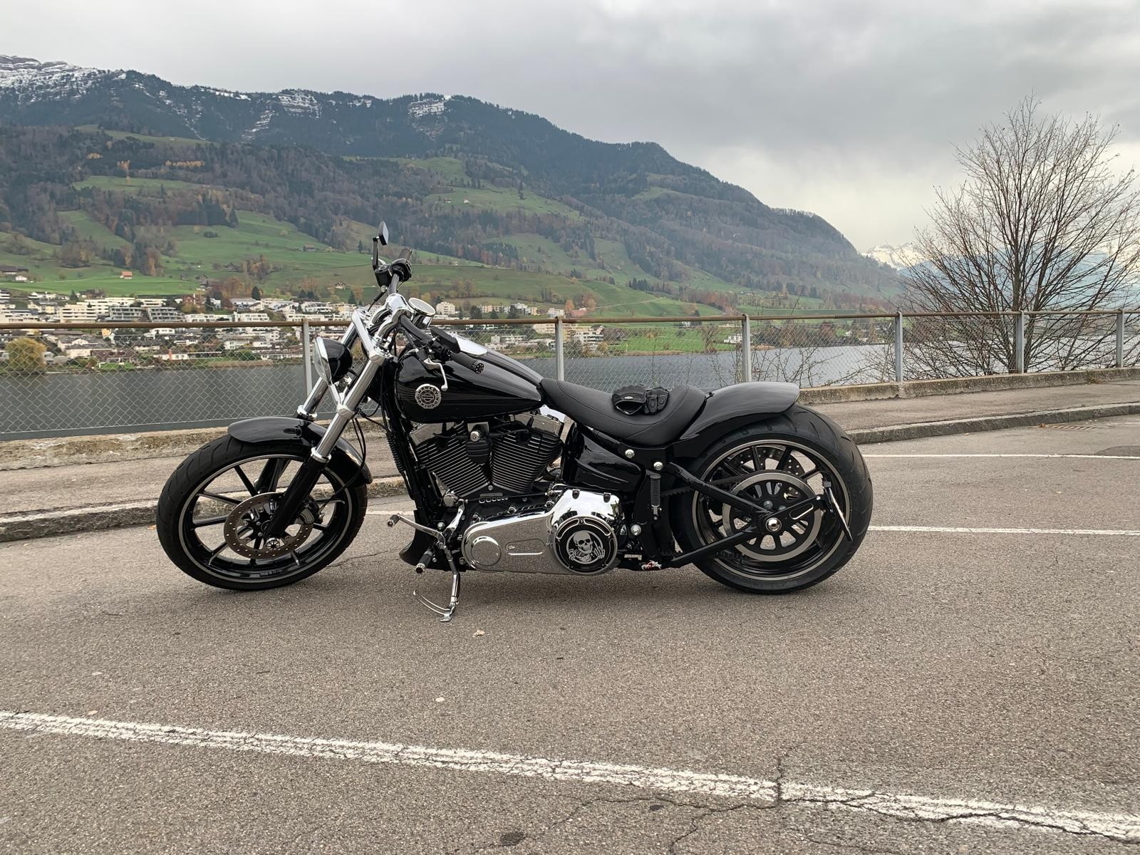 HARLEY-DAVIDSON FXSB Breakout 103 ABS-image-2