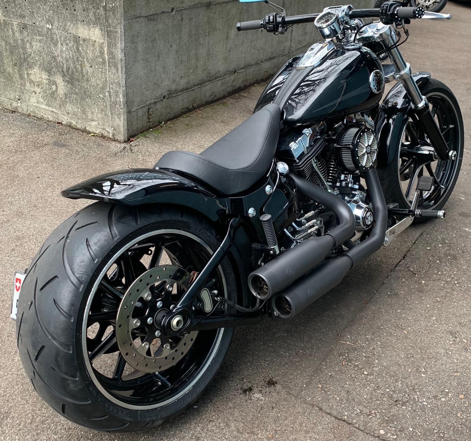 HARLEY-DAVIDSON FXSB Breakout 103 ABS-image-0