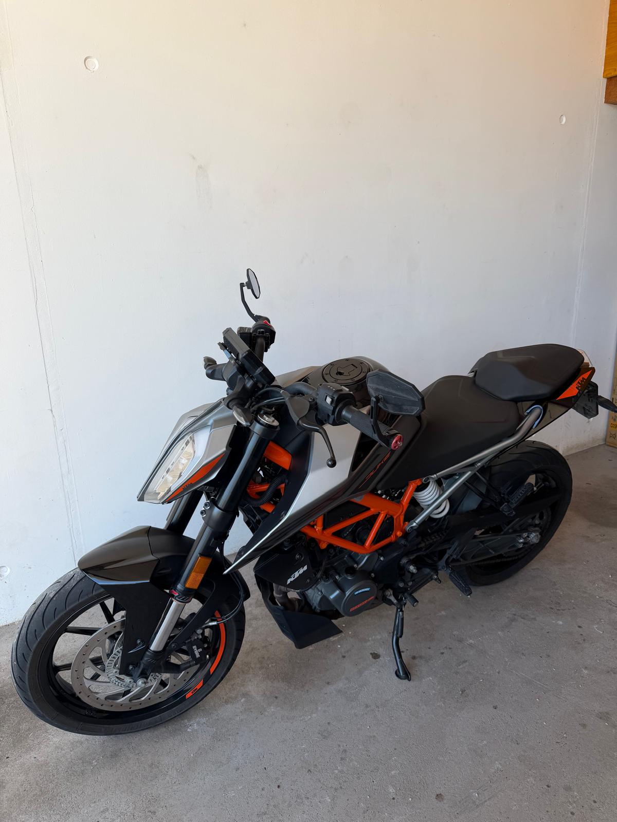 KTM 125 Duke-image-3
