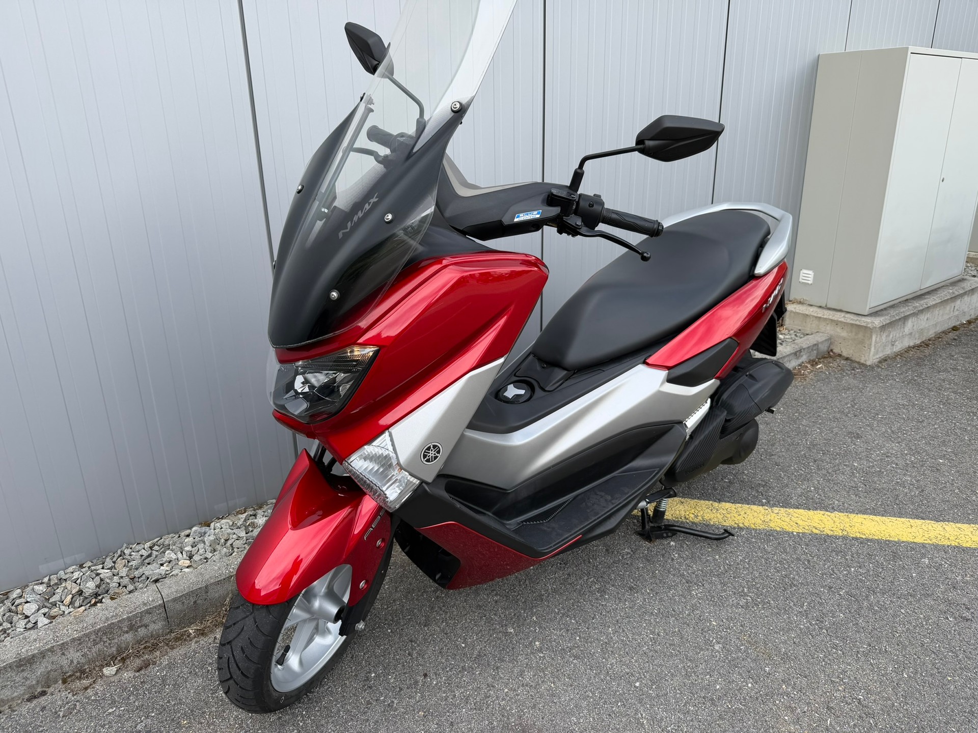 YAMAHA N-Max GPD 125A ABS-showroom-element-3