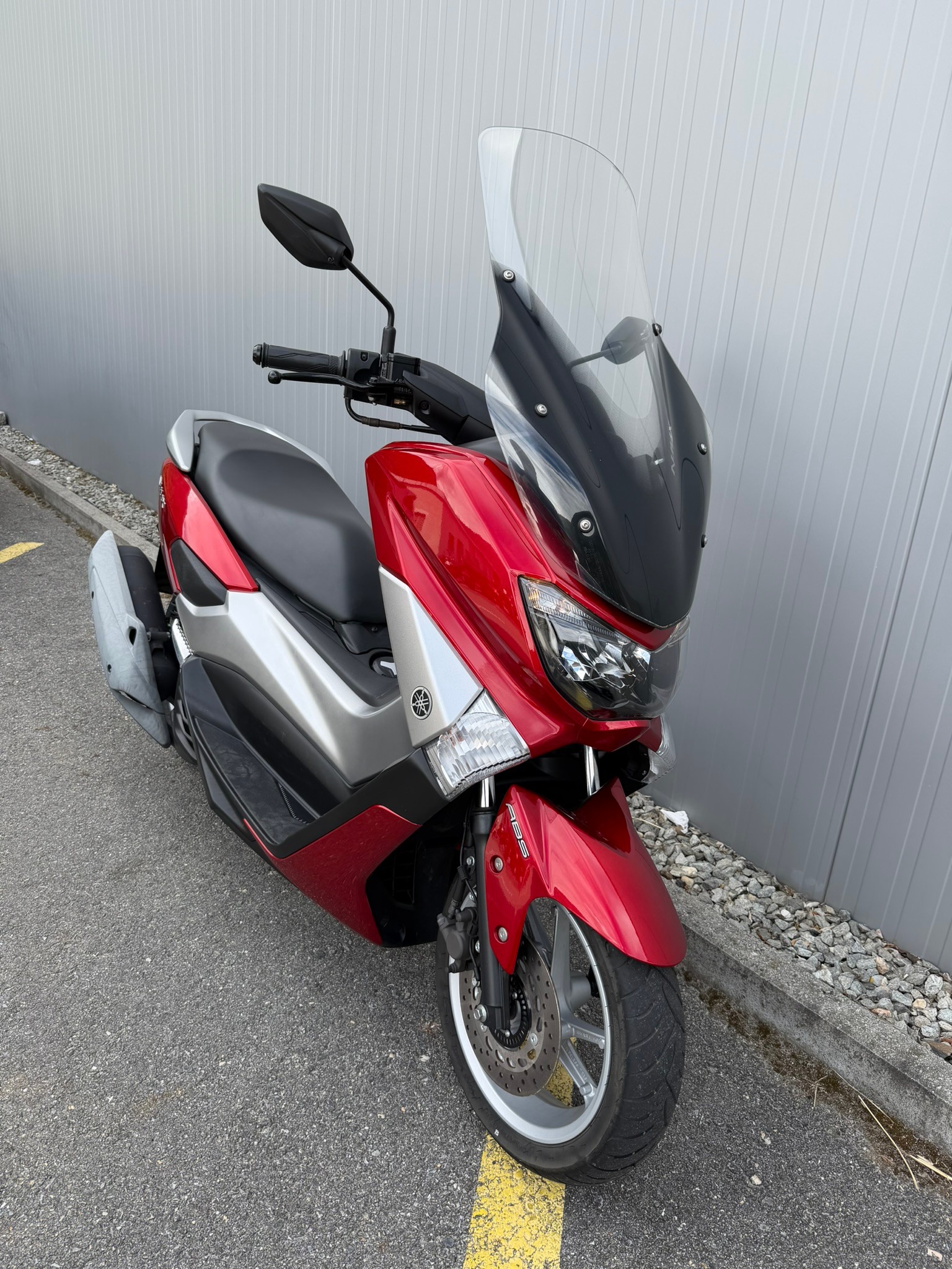 YAMAHA N-Max GPD 125A ABS-showroom-element-2