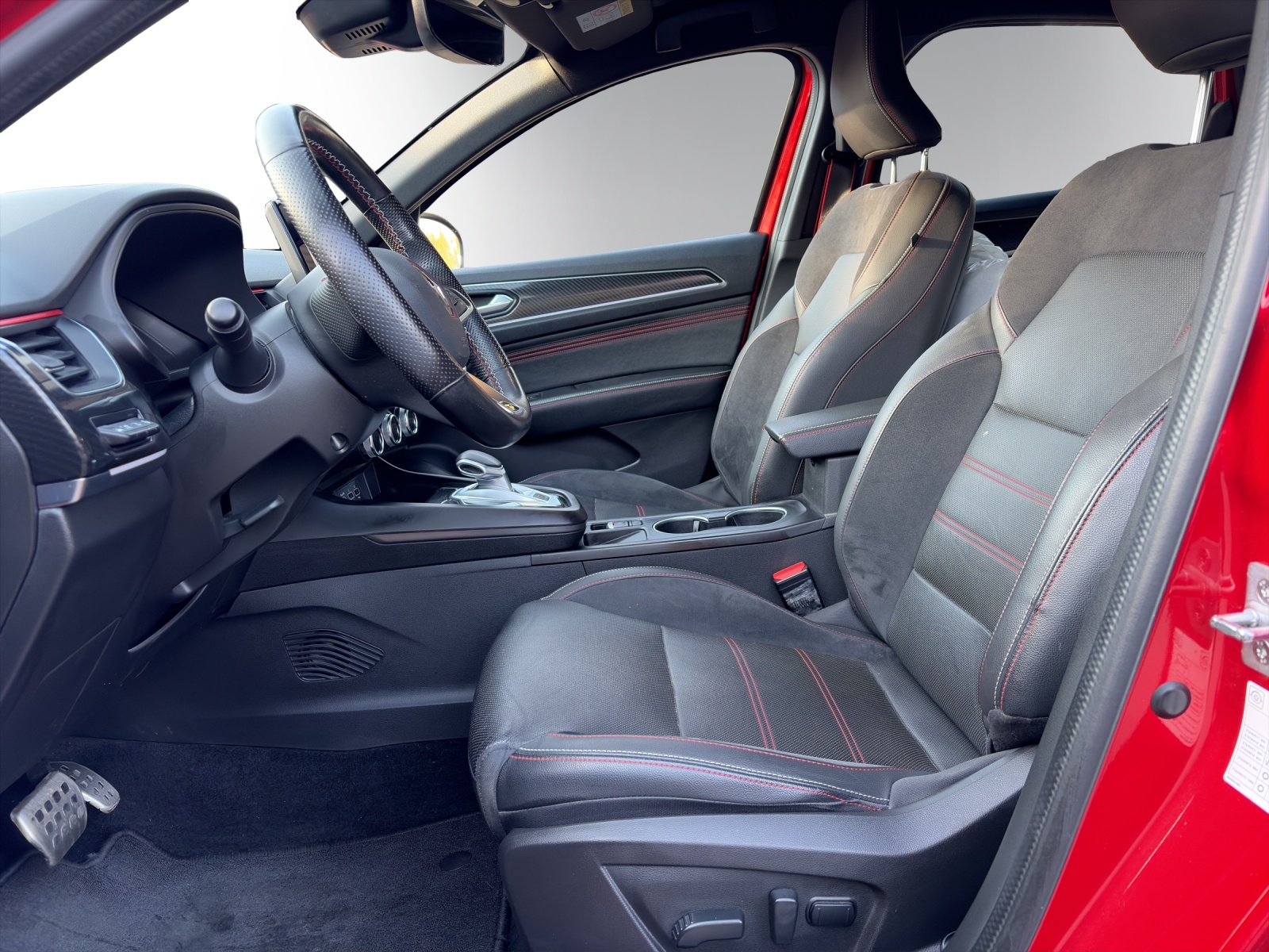 RENAULT Arkana 1.6 E-Tech R.S.Line-image-6