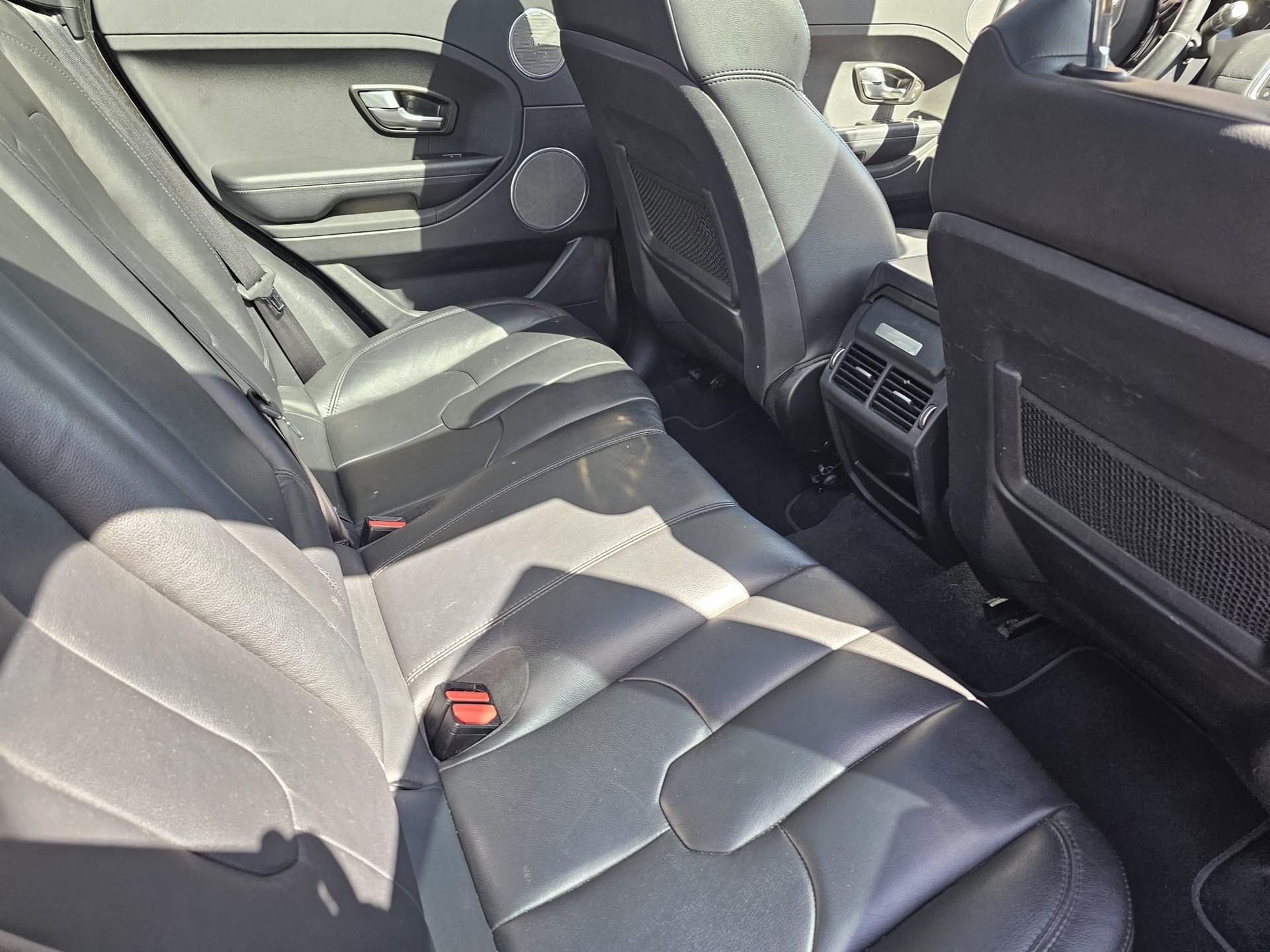 LAND ROVER Range Rover Evoque 2.2 TD4 Pure AT9-image-8