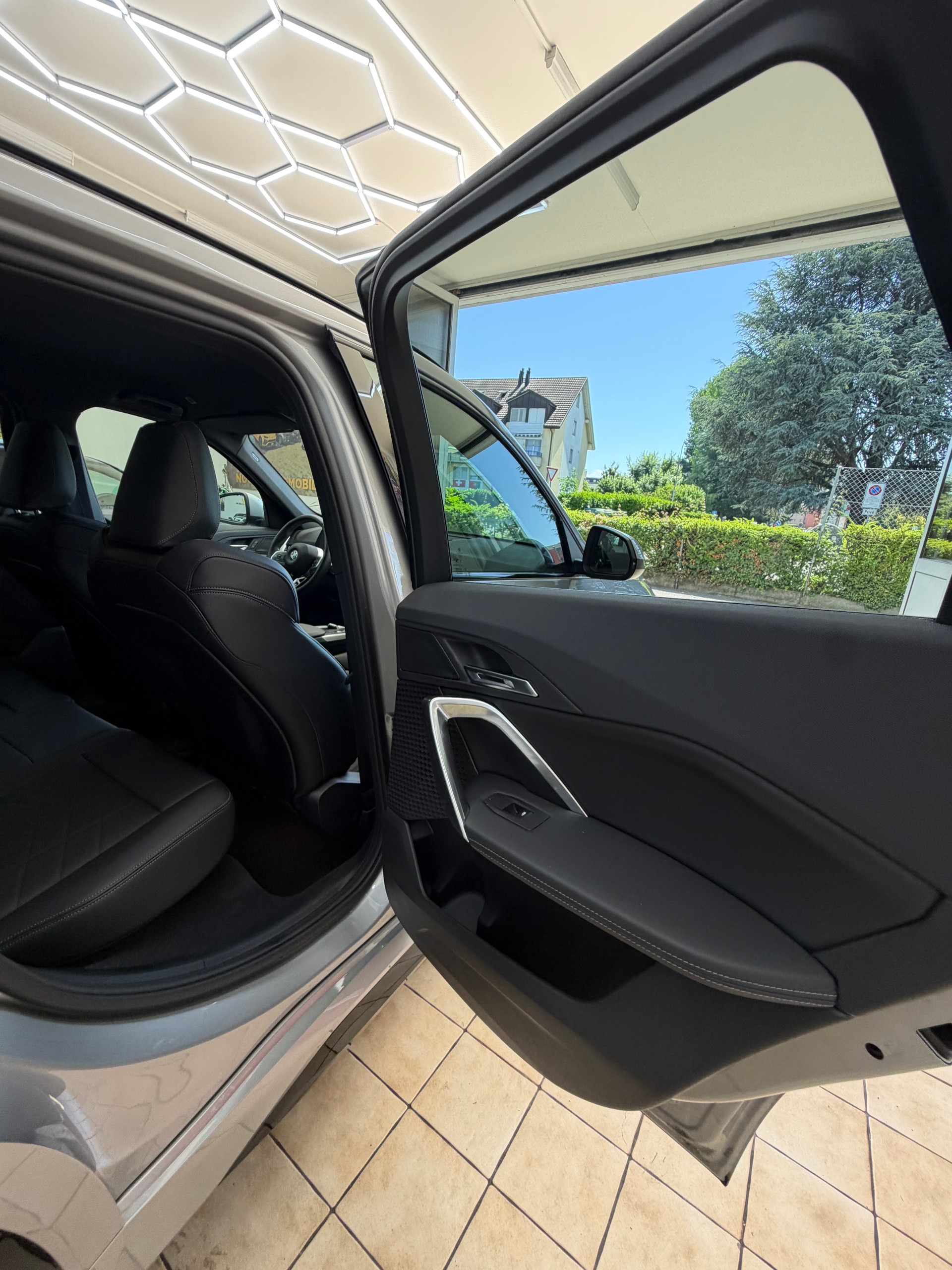 BMW X1 sDrive 18i M Sport-image-14