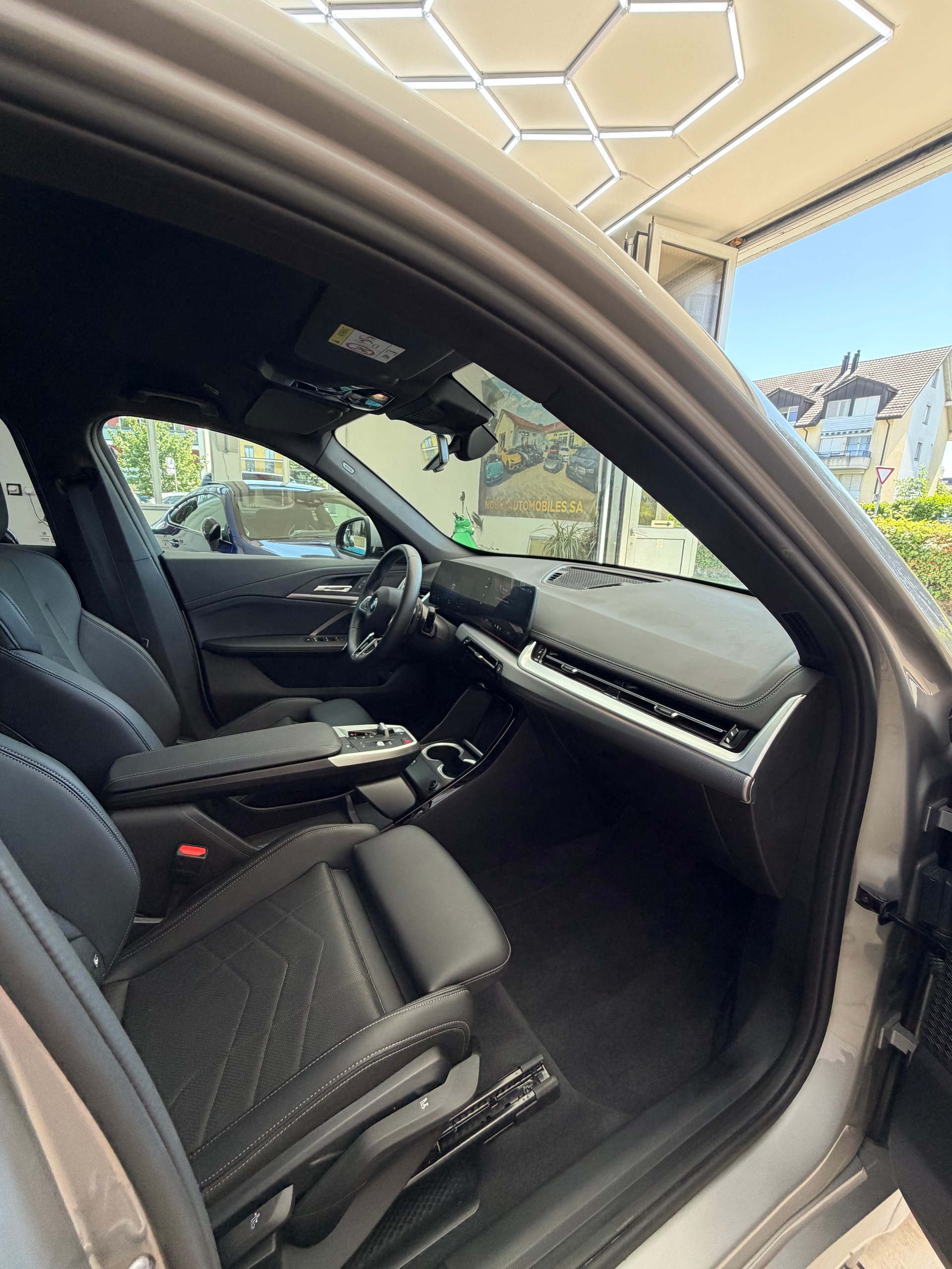 BMW X1 sDrive 18i M Sport-image-16