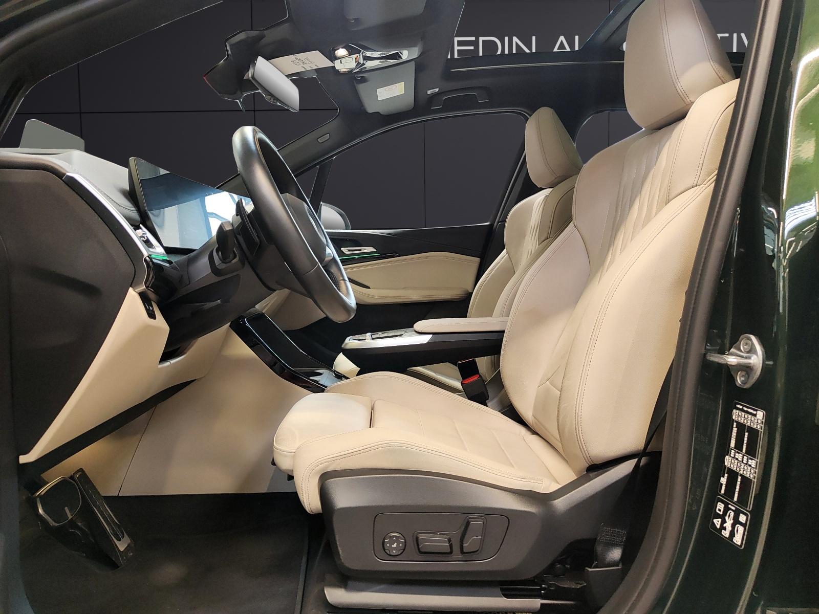 BMW 223d xDrive SDKG Active Tourer-image-9