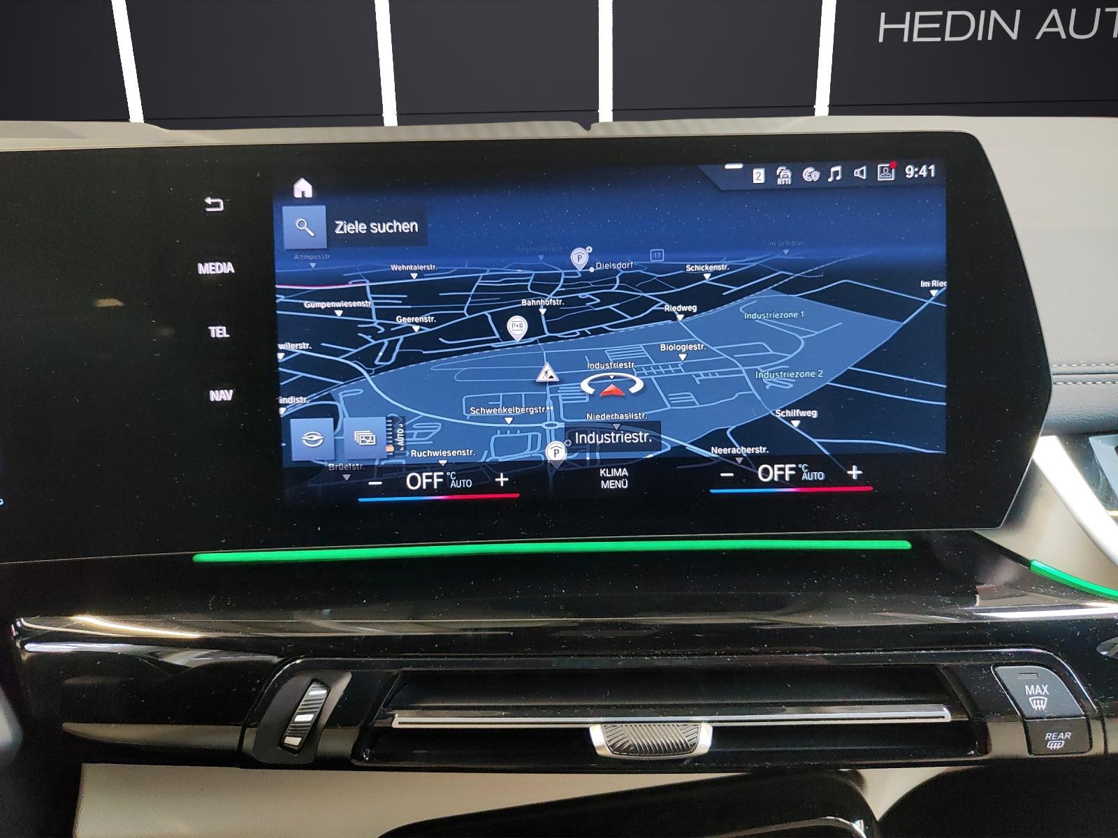 BMW 223d xDrive SDKG Active Tourer-image-13