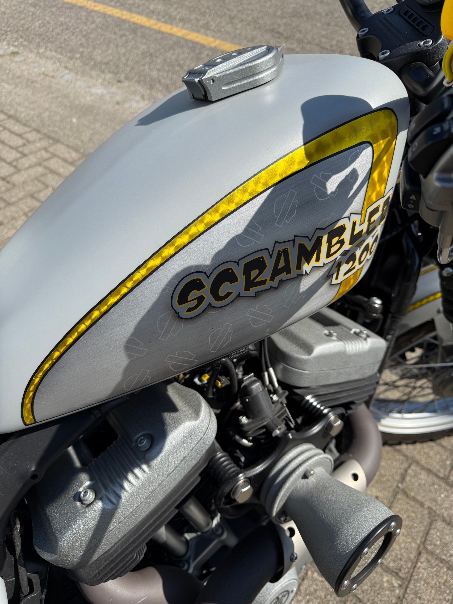 HARLEY-DAVIDSON XL 1200 N Sportster Nightster-image-6