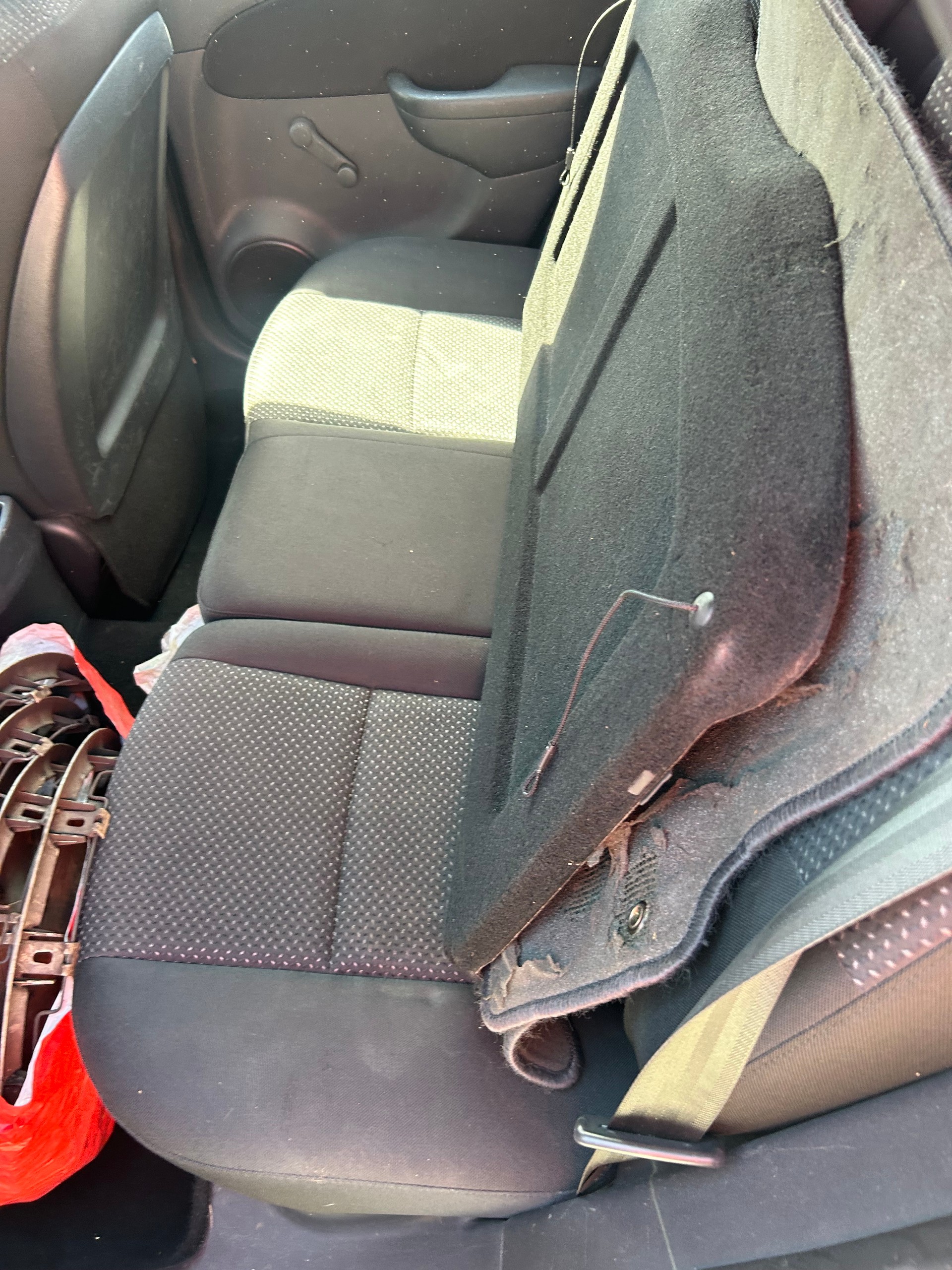 HYUNDAI i30 1.4 Comfort-image-4