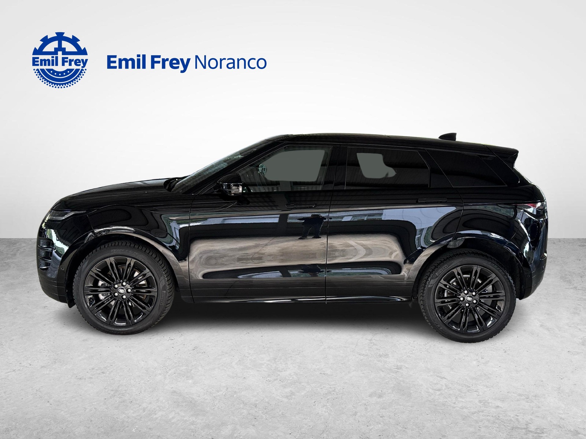 LAND ROVER Range Rover Evoque 2.0 T Dynamic SE + Pneumatici invernali inclusi-showroom-element-1