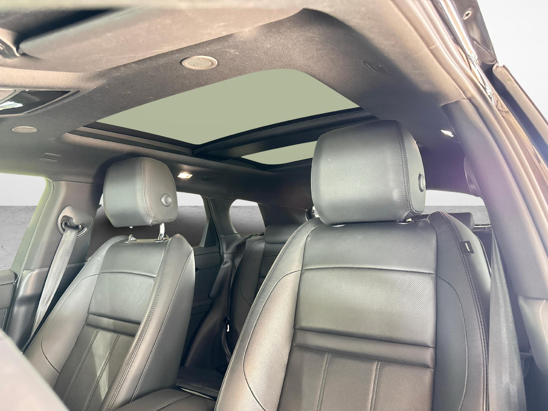 LAND ROVER Range Rover Evoque 2.0 T Dynamic SE + Pneumatici invernali inclusi-image-10