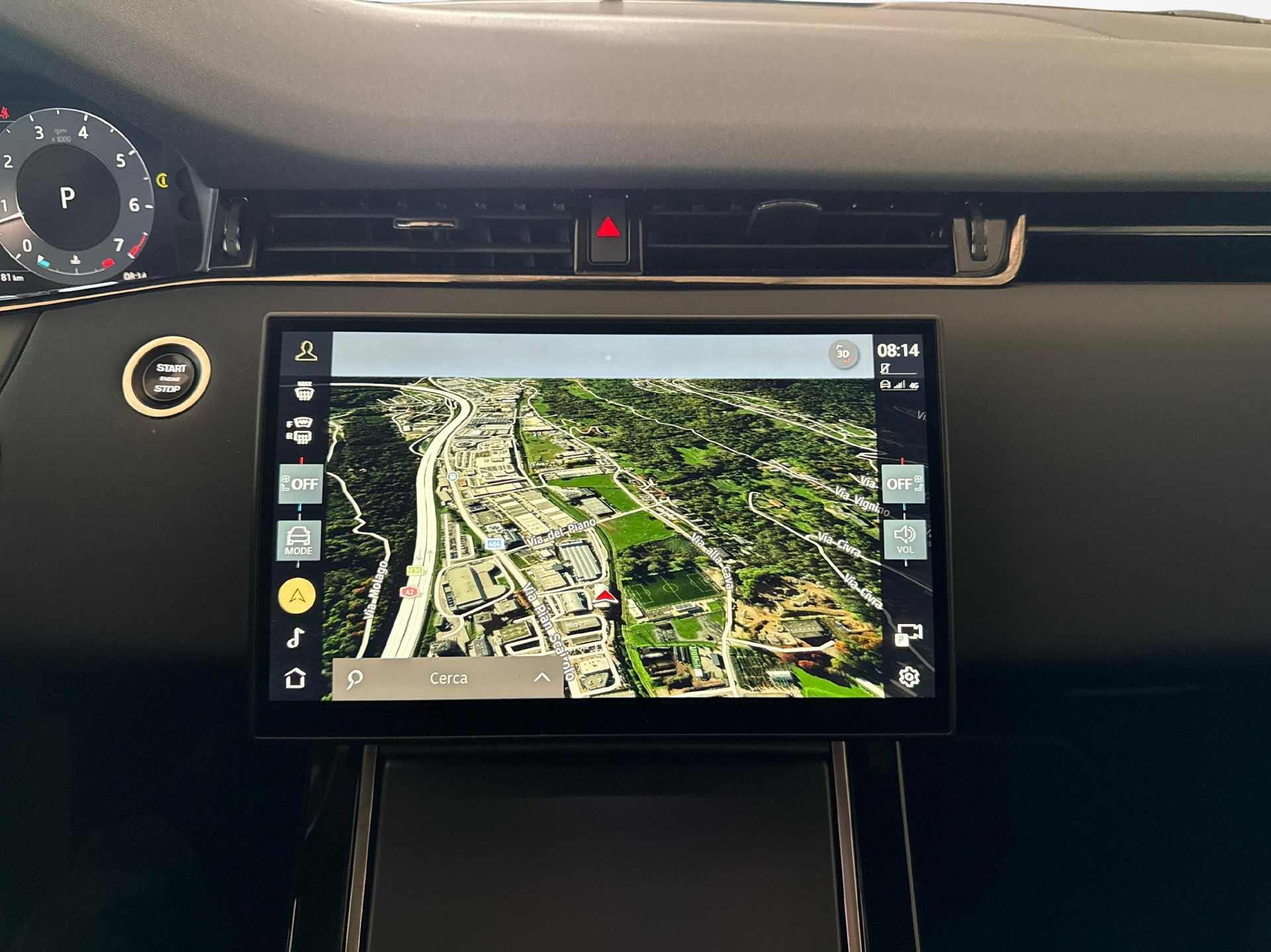 LAND ROVER Range Rover Evoque 2.0 T Dynamic SE + Pneumatici invernali inclusi-image-14