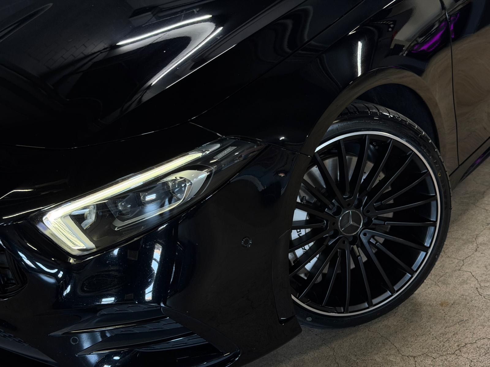 MERCEDES-BENZ A 35 AMG Limited All Balck Performance 4Matic Speedshift 2Jahre Garantie-showroom-element-2