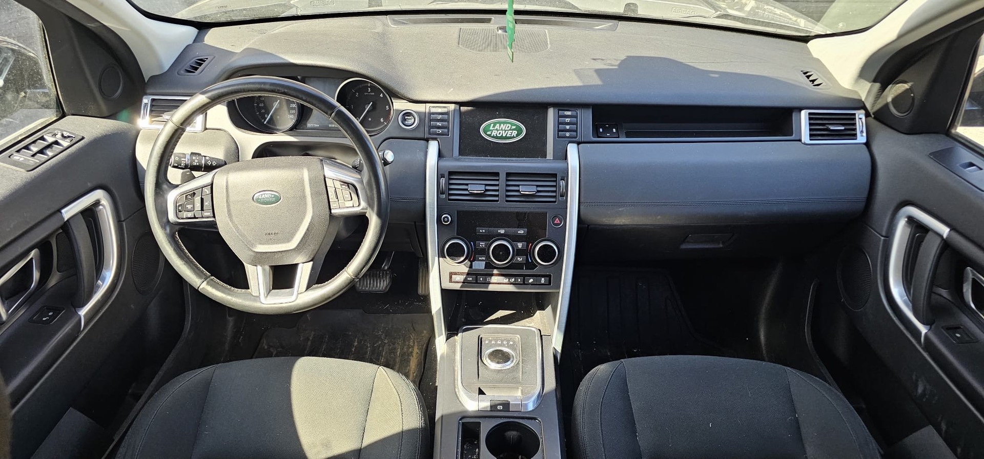 LAND ROVER Discovery Sport 2.0 TD4 HSE AT9-image-11