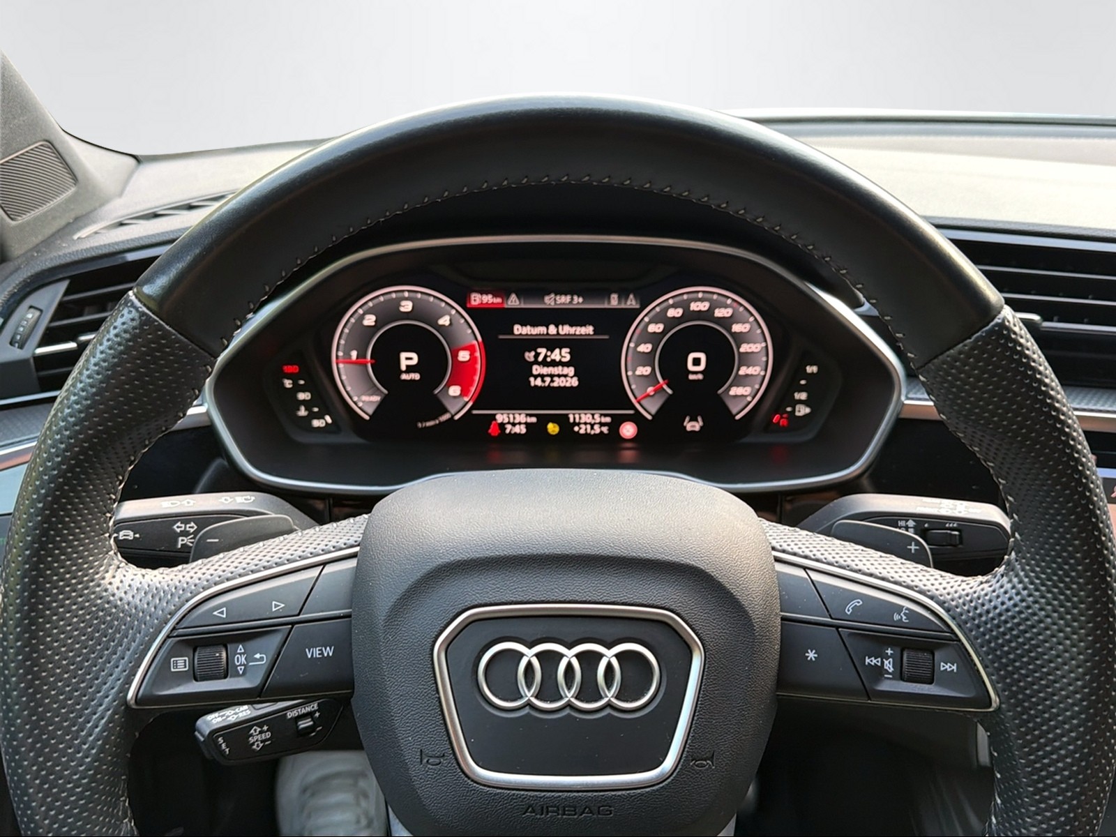AUDI Q3 2.0 40 TDI Advanced quattro S-Tronic-image-11