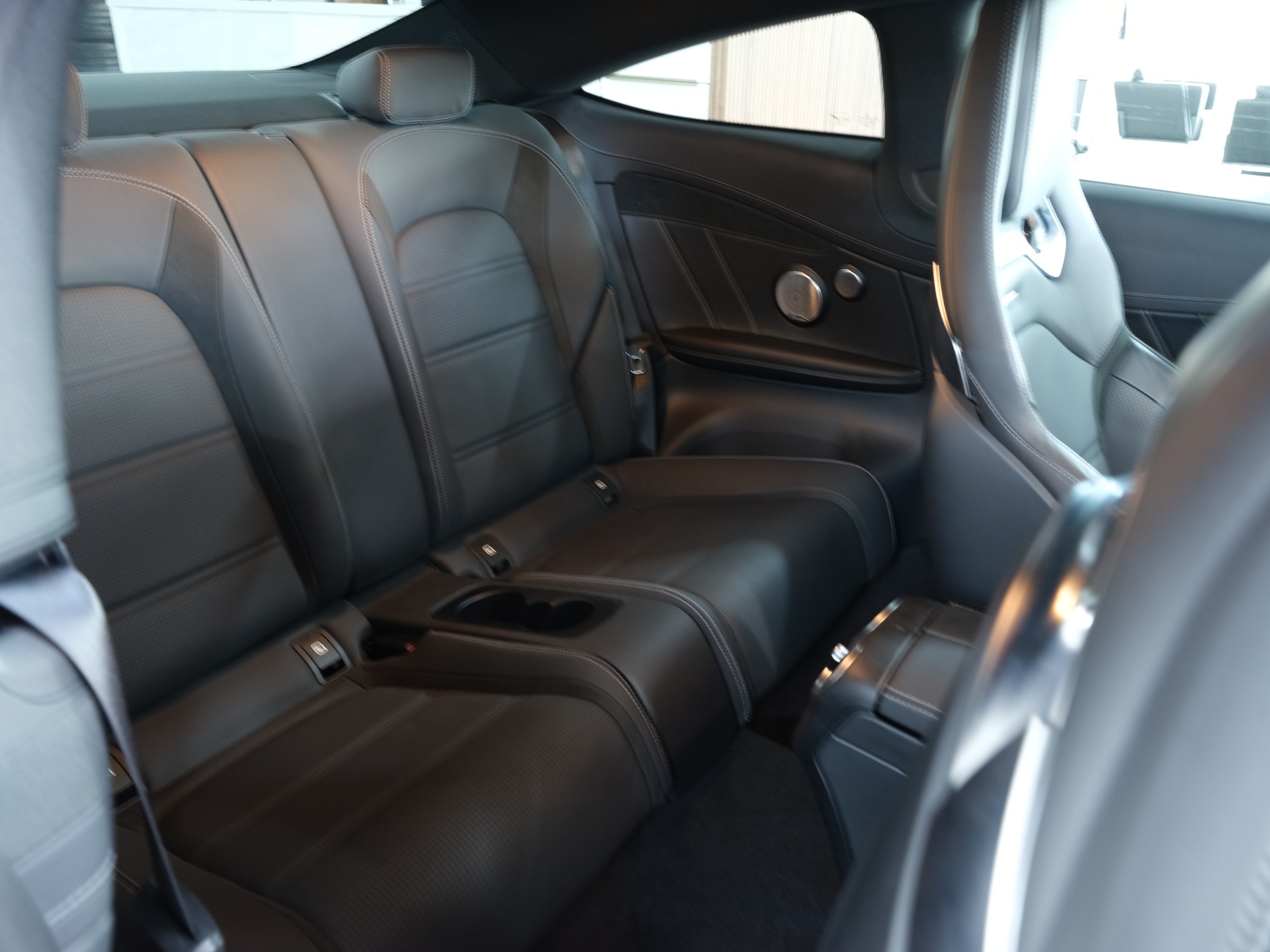 MERCEDES-BENZ C 63 S AMG Premium 9G-tronic *Sportsitze* *Panorama* *Burmester*-image-15