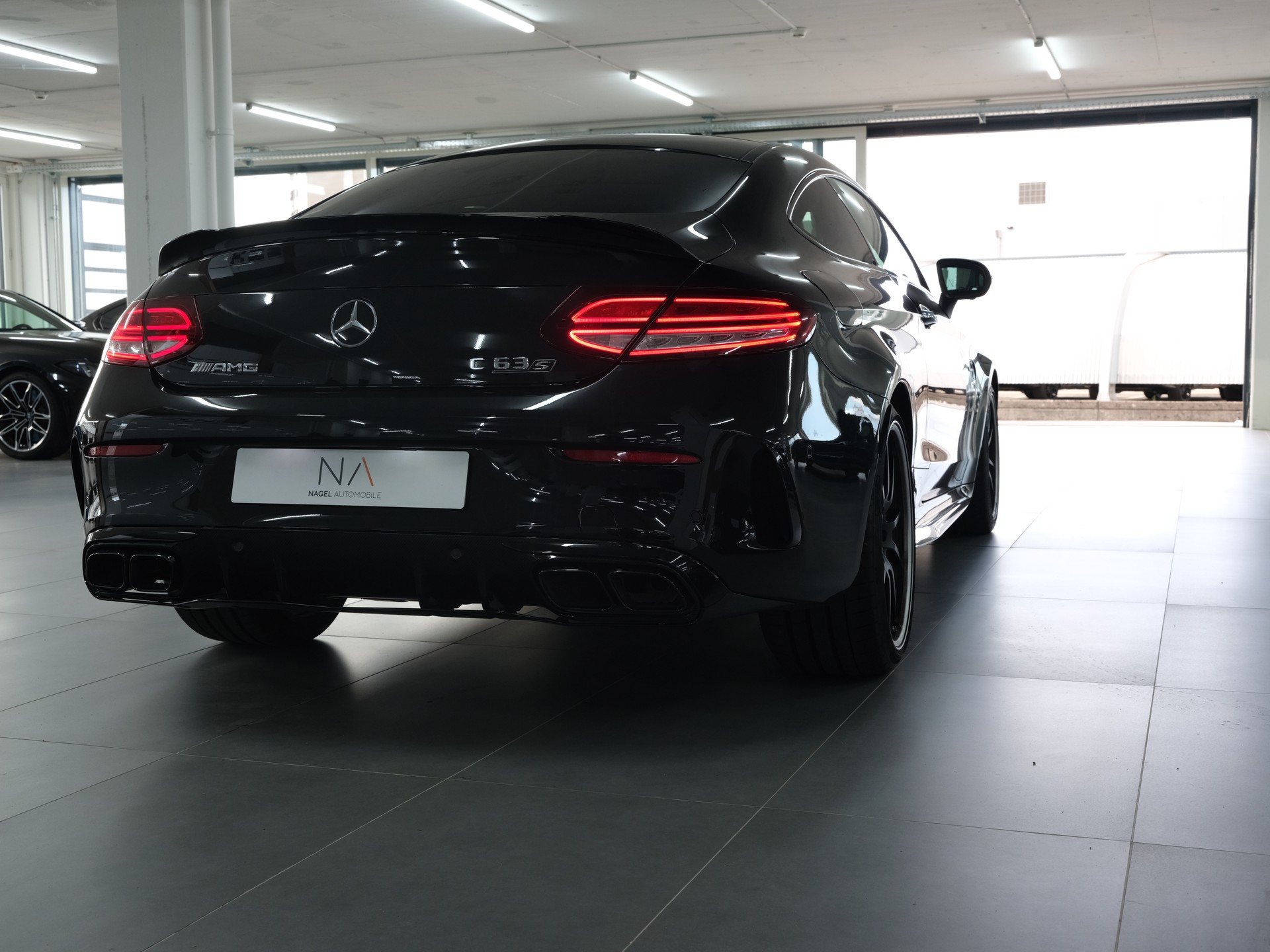 MERCEDES-BENZ C 63 S AMG Premium 9G-tronic *Sportsitze* *Panorama* *Burmester*-showroom-element-2