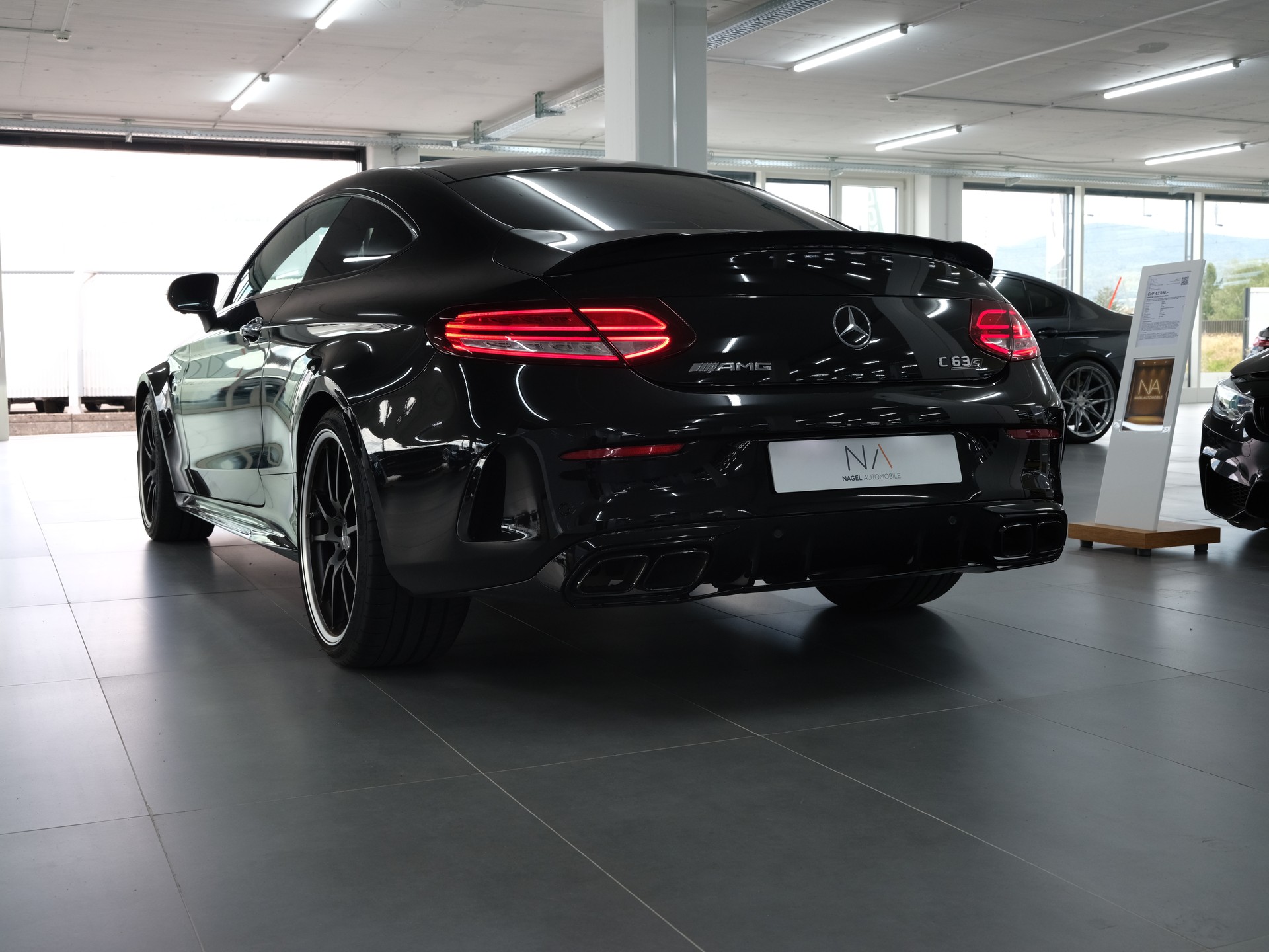 MERCEDES-BENZ C 63 S AMG Premium 9G-tronic *Sportsitze* *Panorama* *Burmester*-image-4